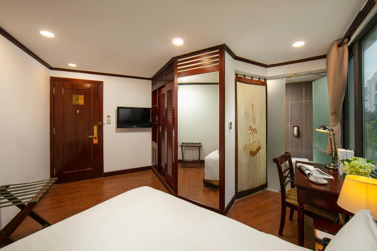 De Trendy & 4* Hanoi