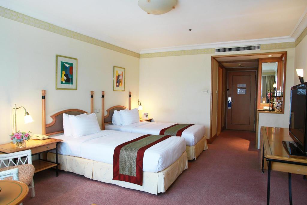 Daewoo Hotel 5*