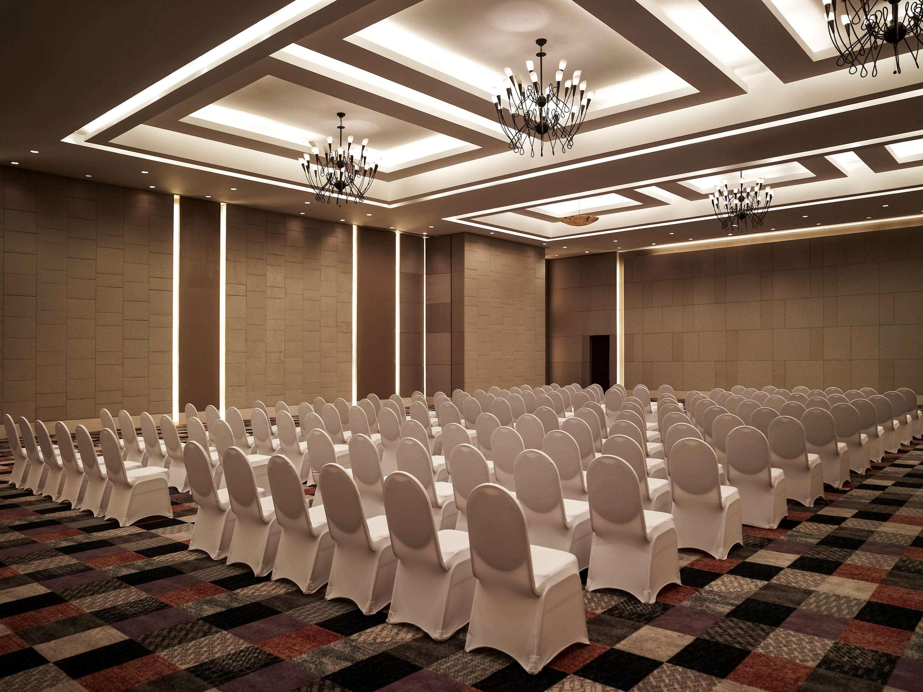 Pullman Hotel 5*