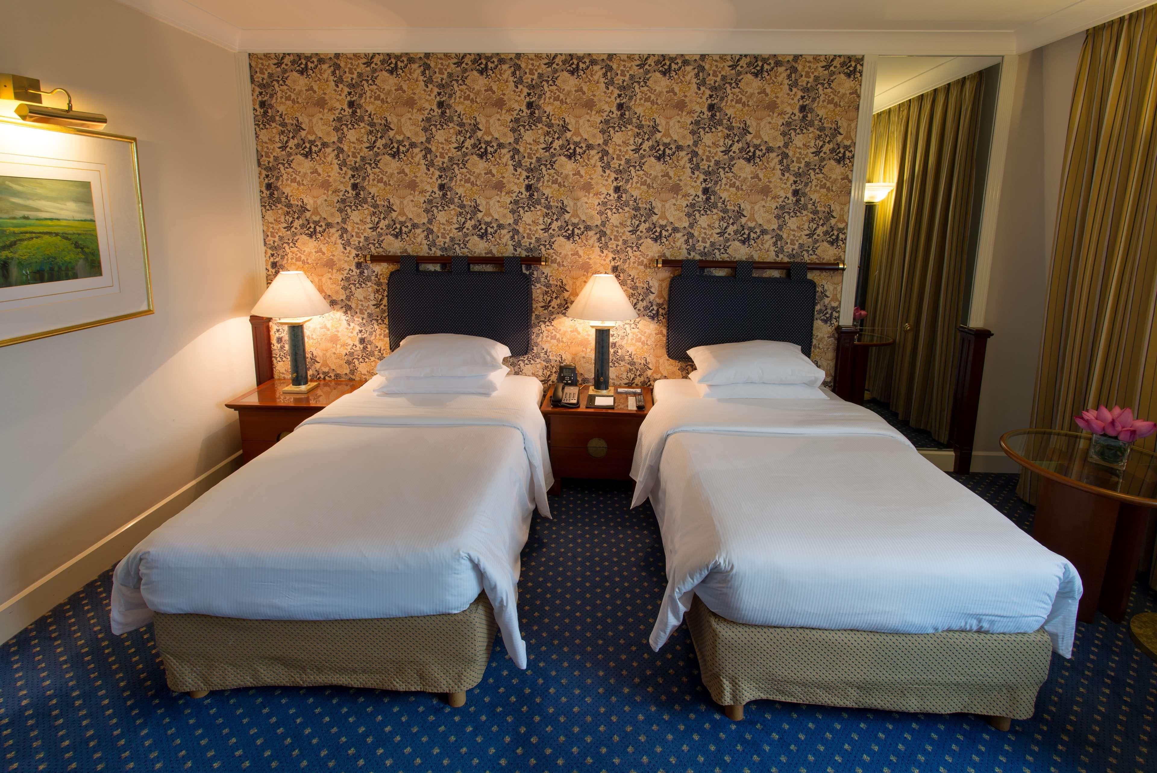 Hilton Opera 5* Hanoi
