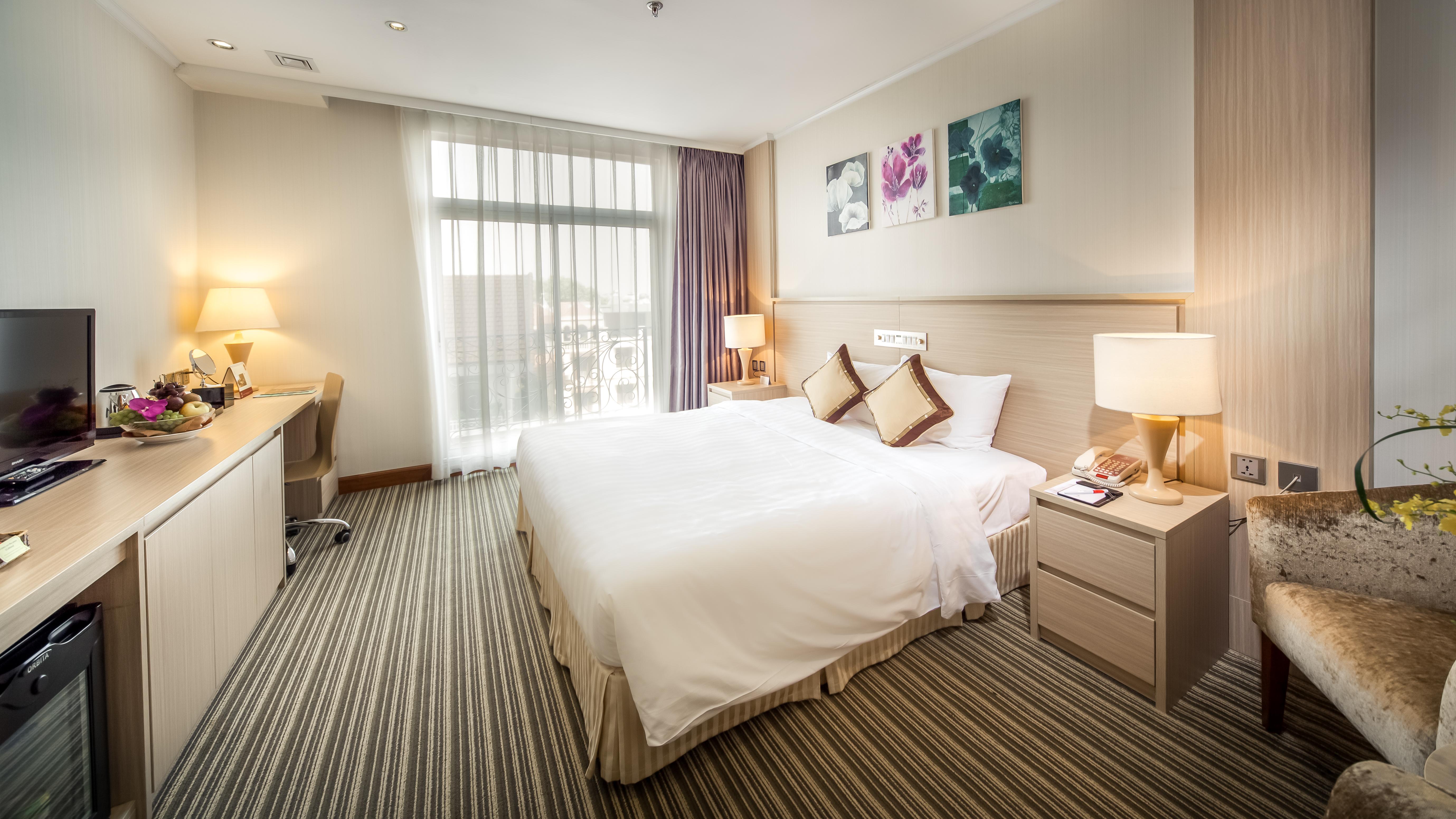 Hotel Candle 4*