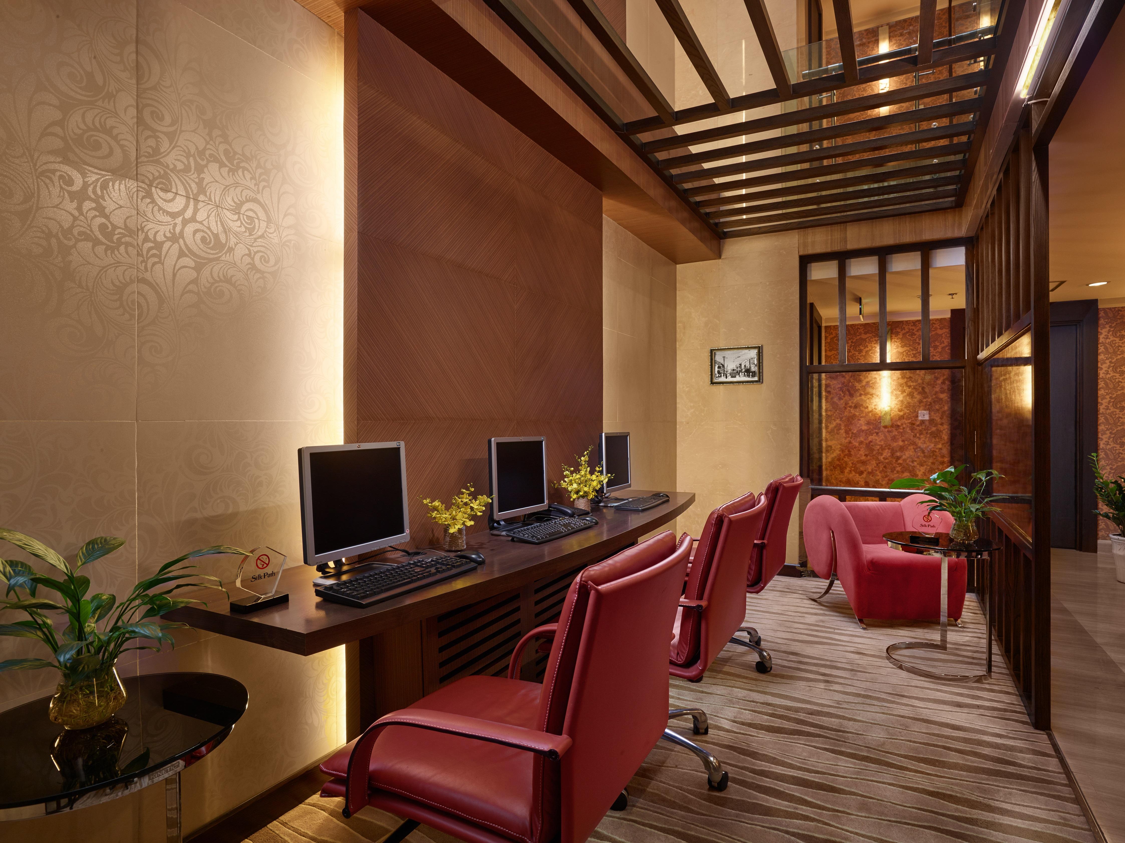 Silk Path 4* Hanoi