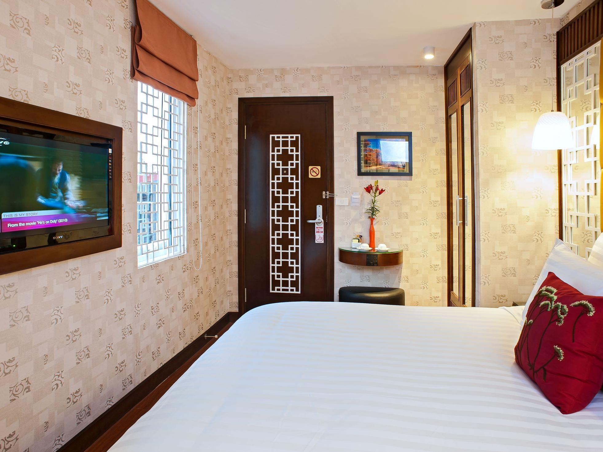 Classy & 4* Hanoi