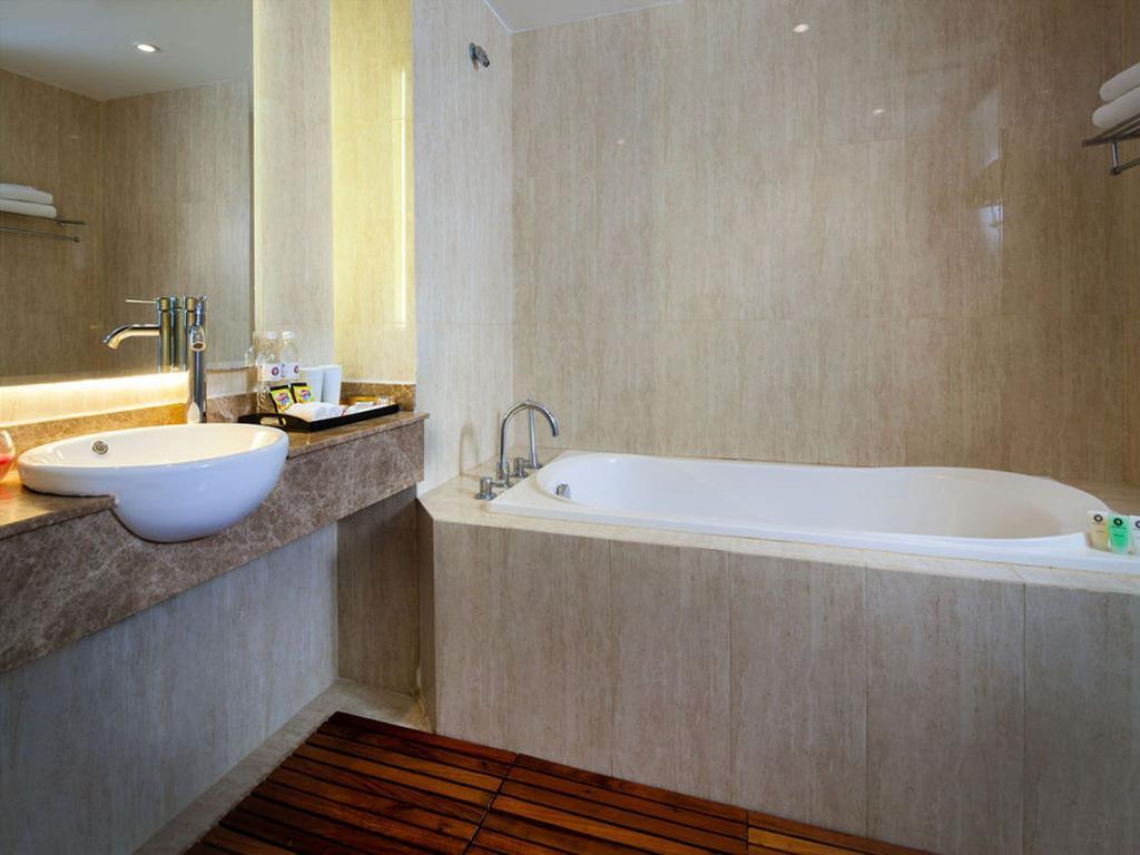Dragon Pearl Hotel Hanoi