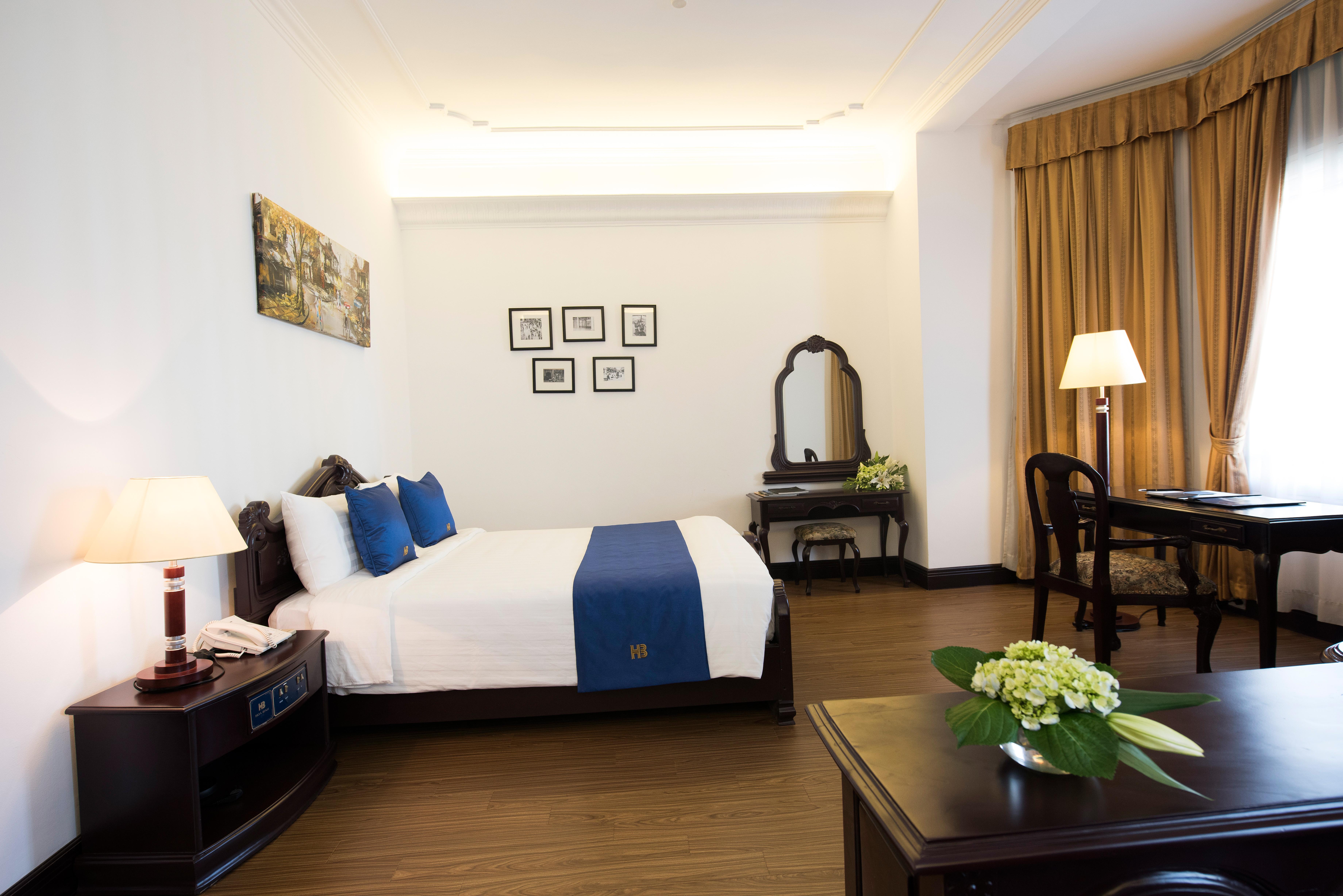 Hoa Binh Hotel