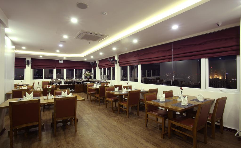 Hotel West & 3*