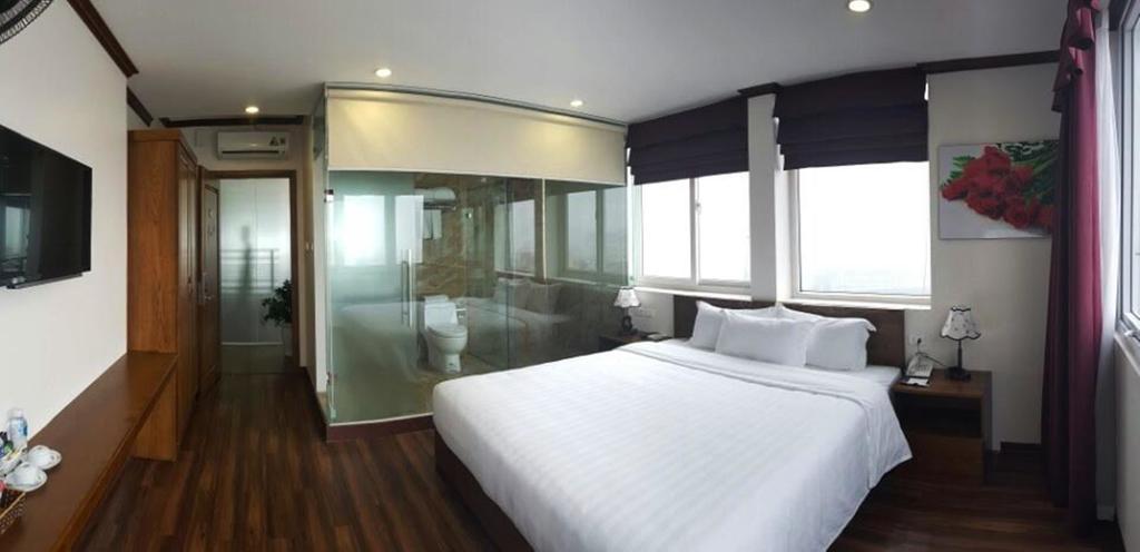 Hotel West & Hanoi