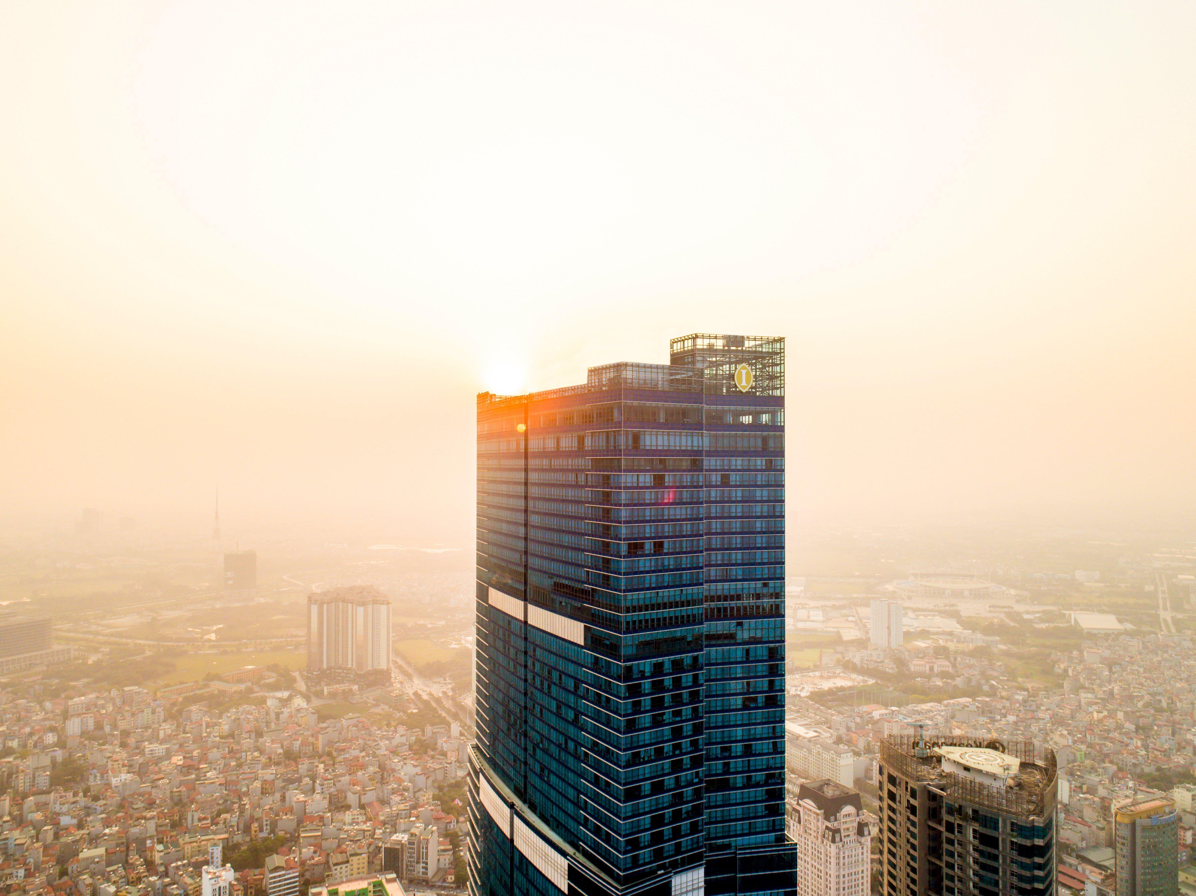 Hotel Intercontinental Landmark72 By Ihg