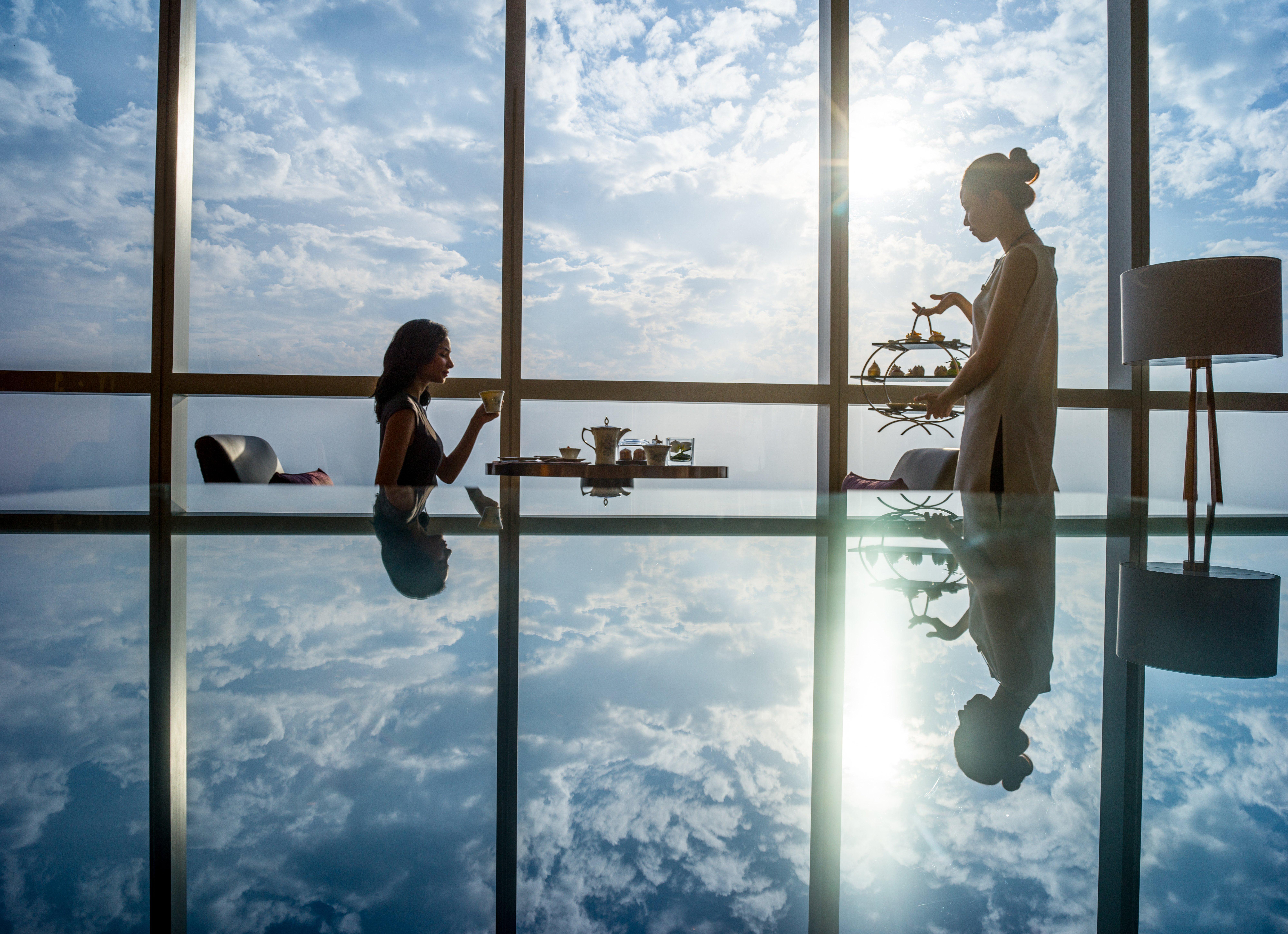 Intercontinental Landmark72 By Ihg Hotel