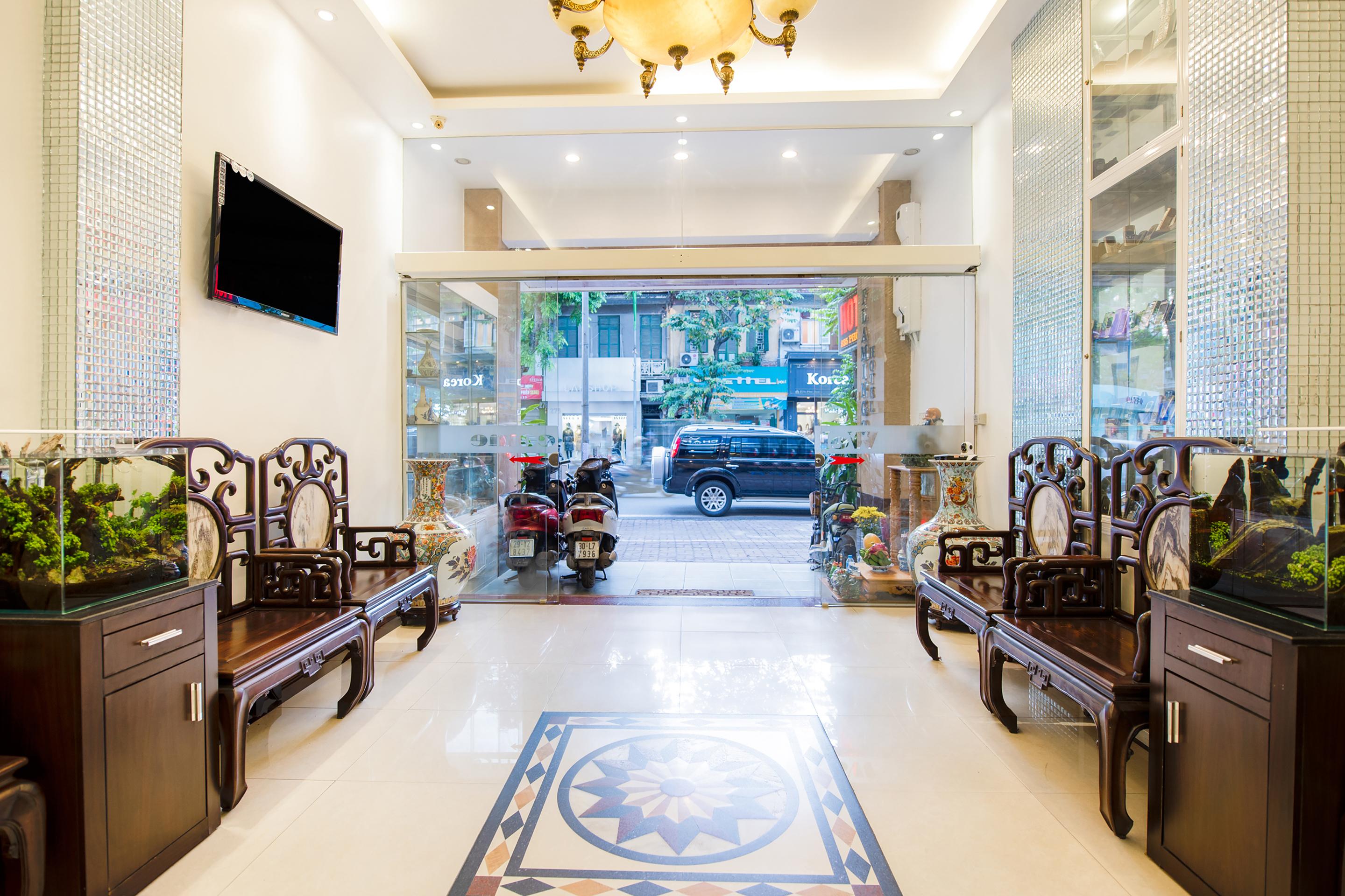 518 Chariot Hotel