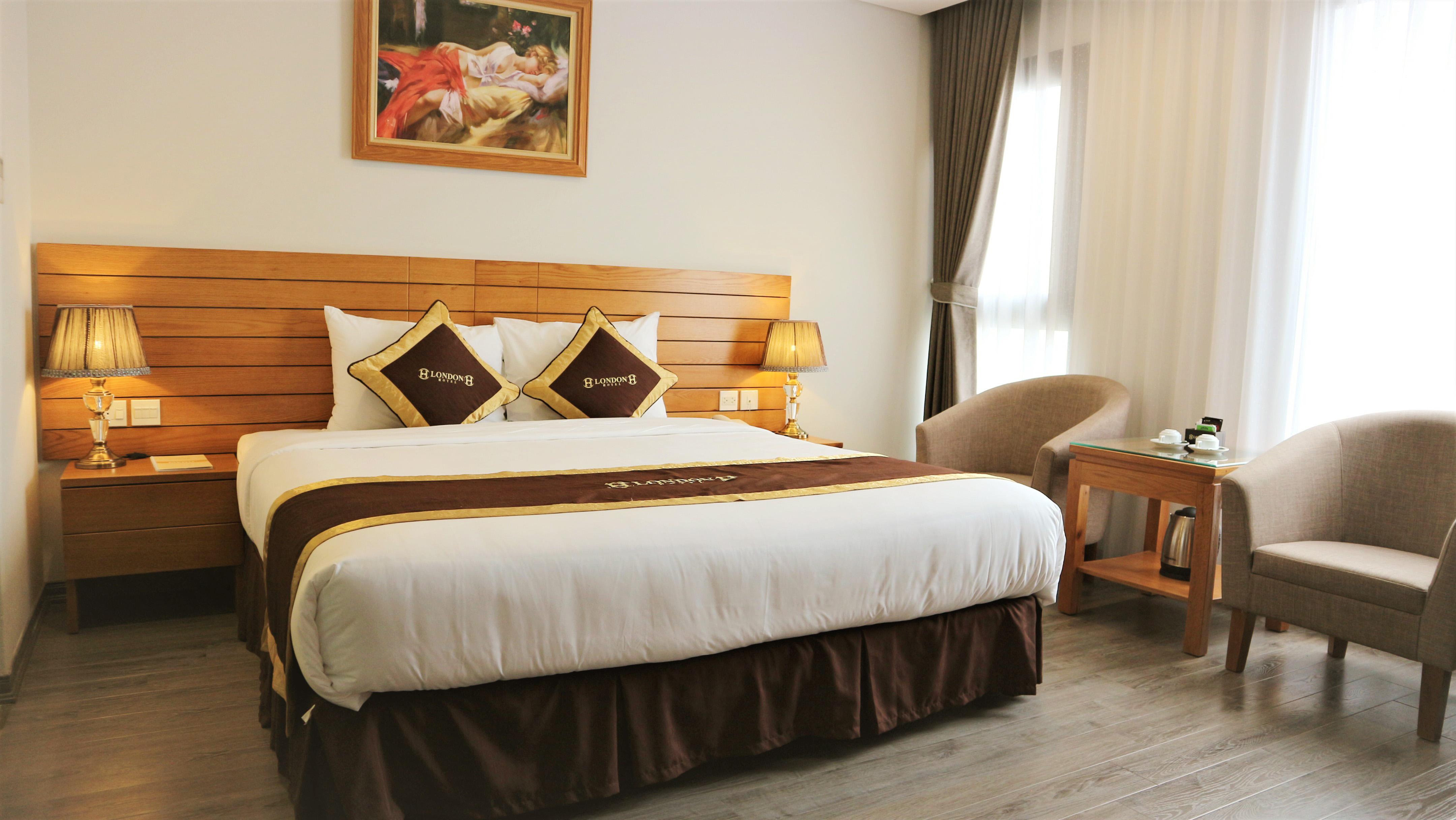 London Hotel