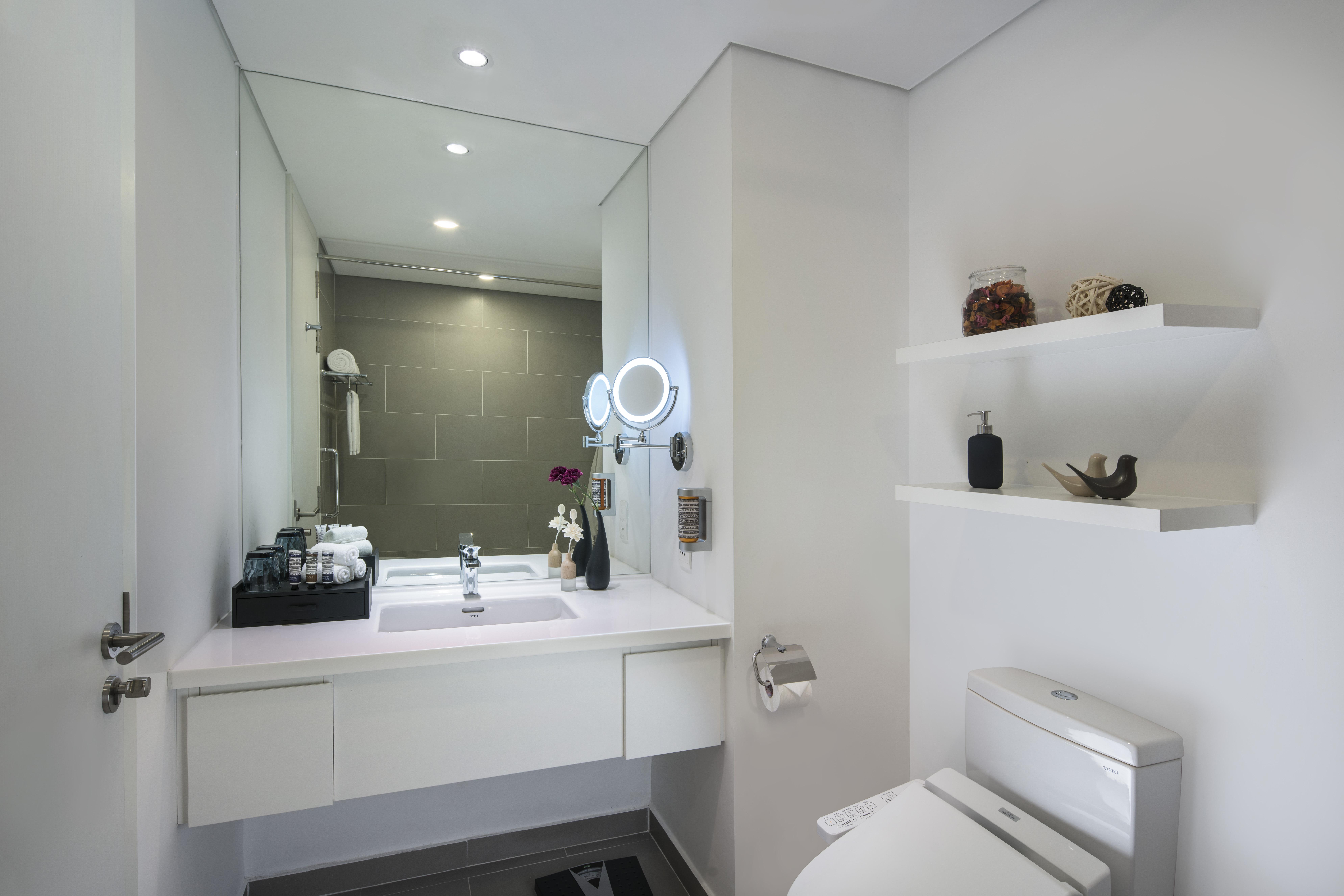Somerset West Point Apartment Hanoi