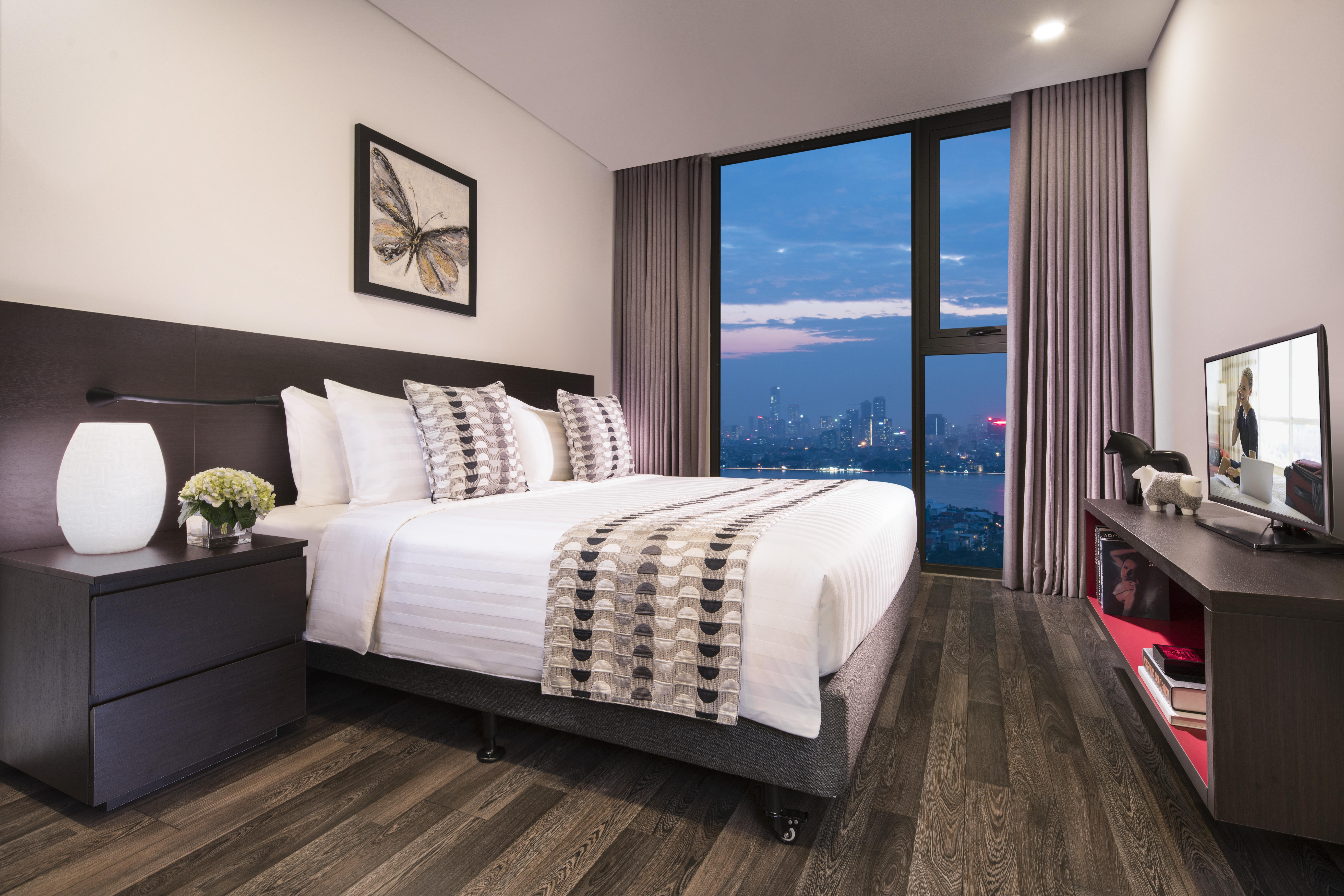 Somerset West Point Apartment *