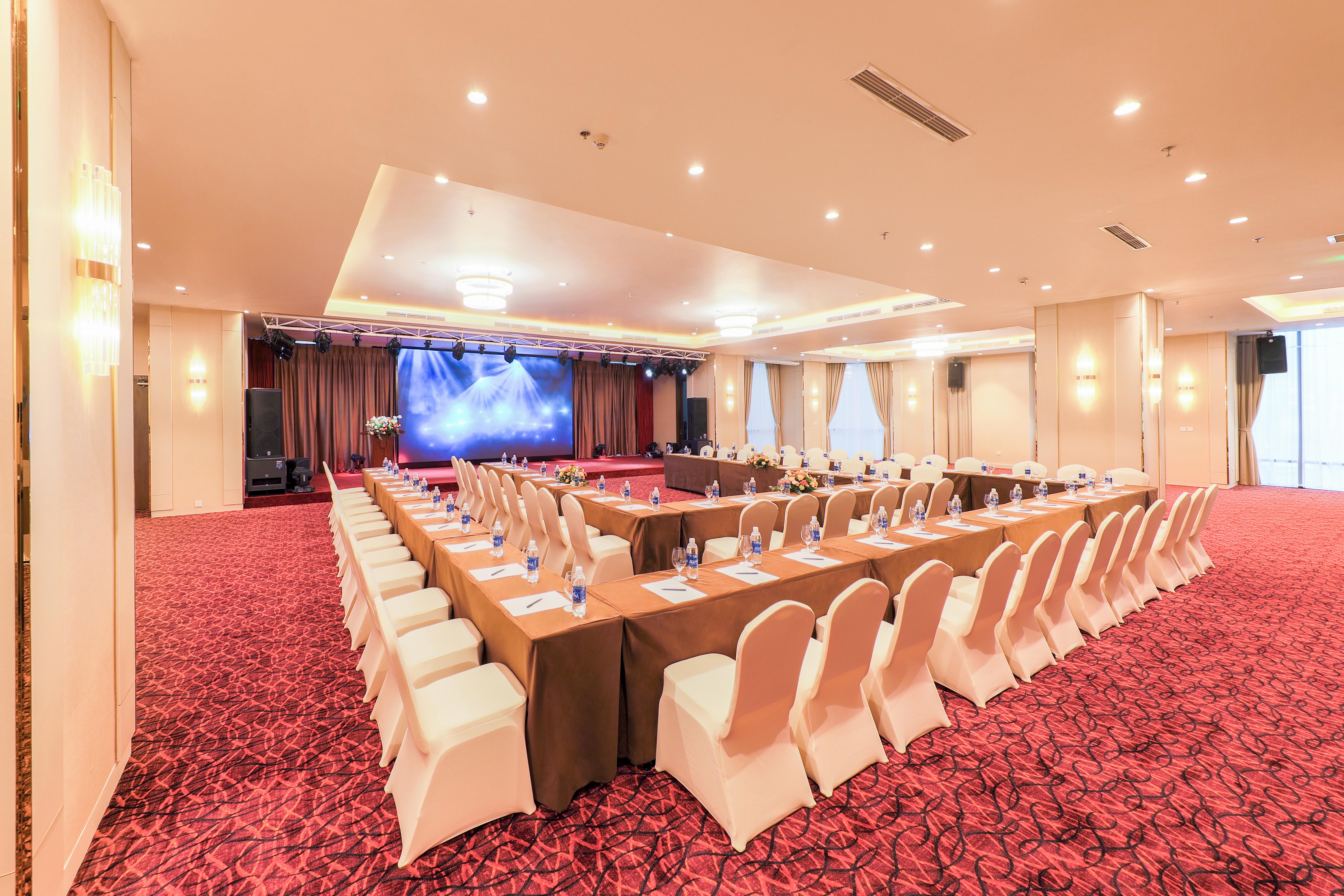 Hotel Grand Vista 5*