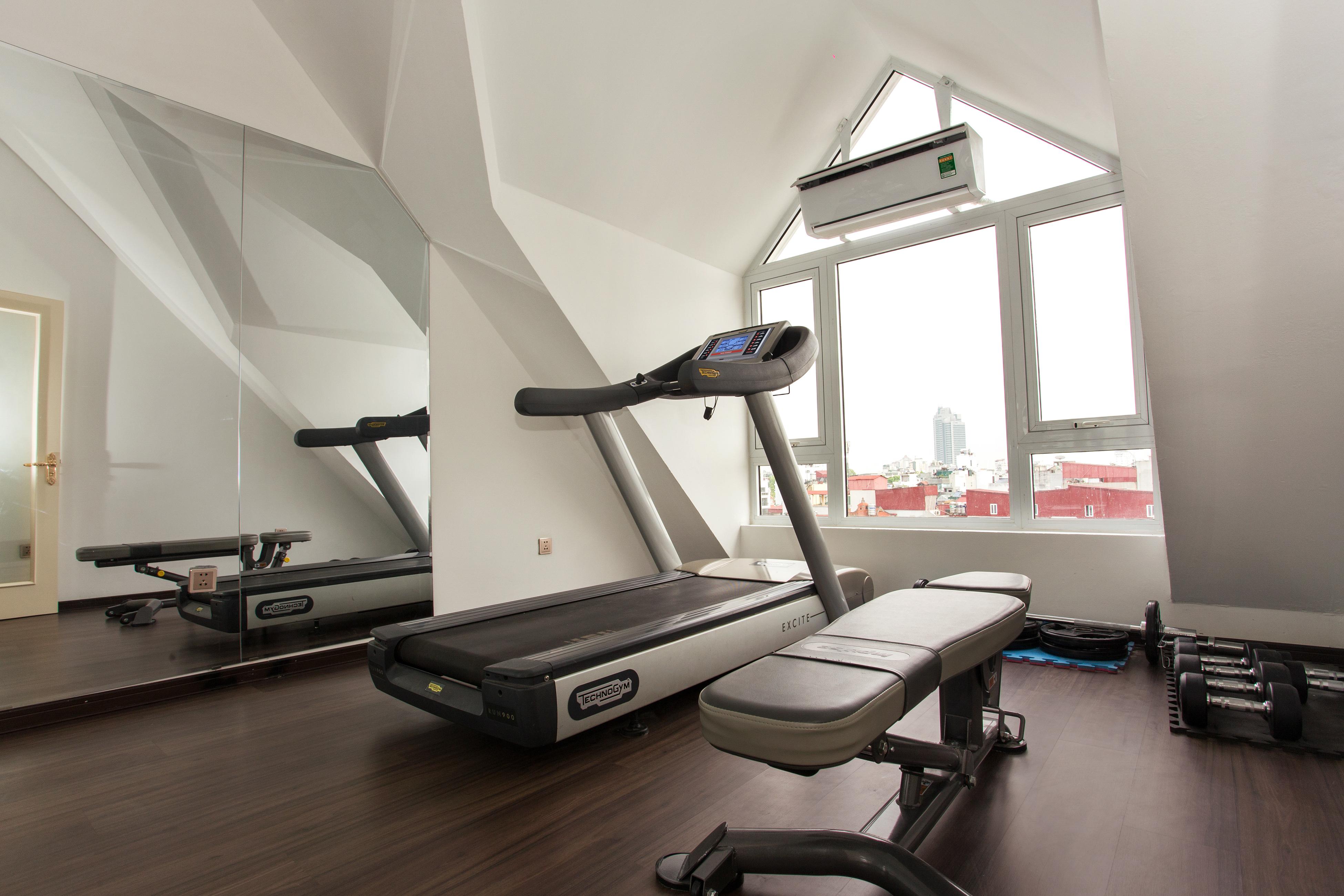 Luxury Old Quarter & Gym 4*