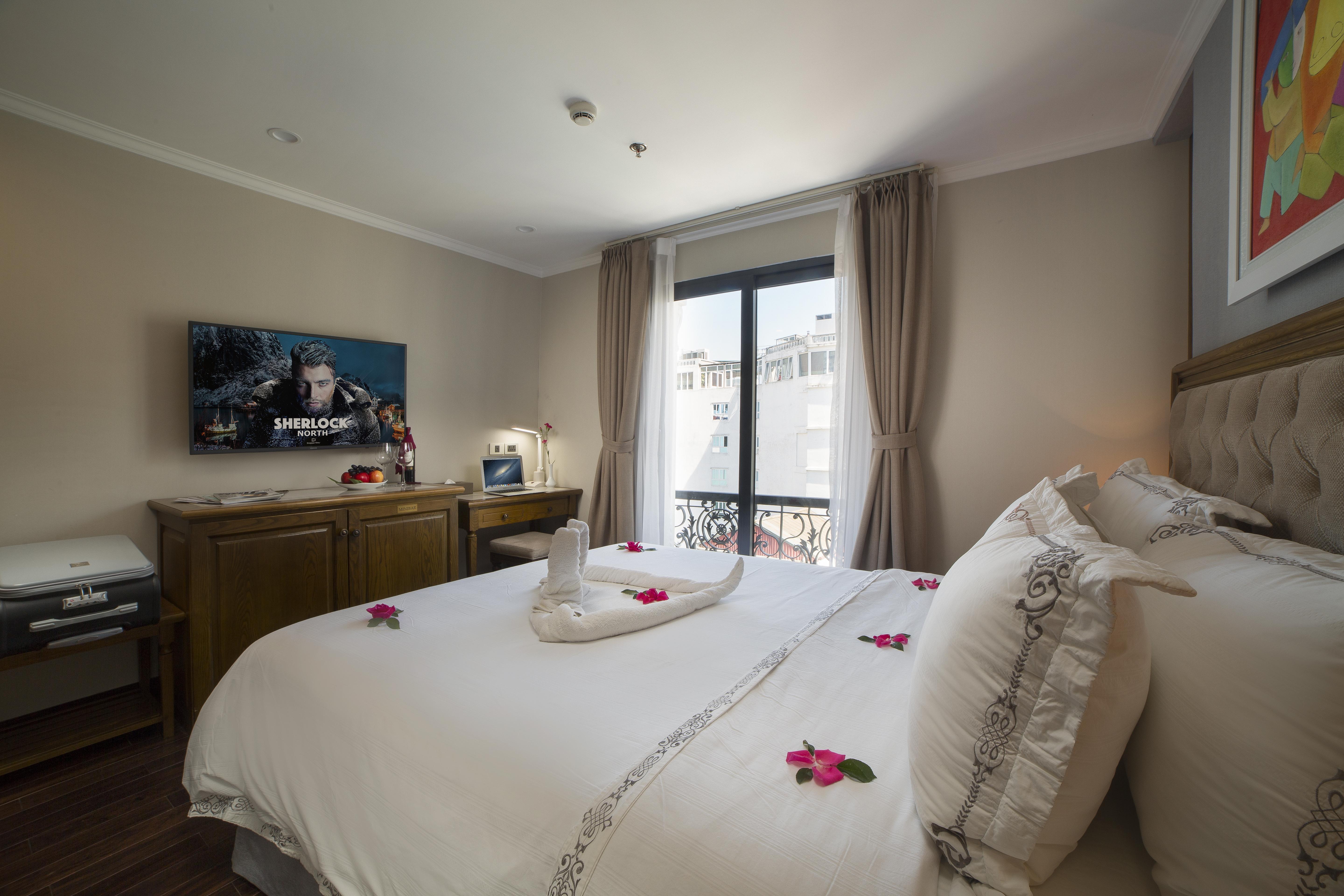Hotel Dalvostro Valentino & Hanoi