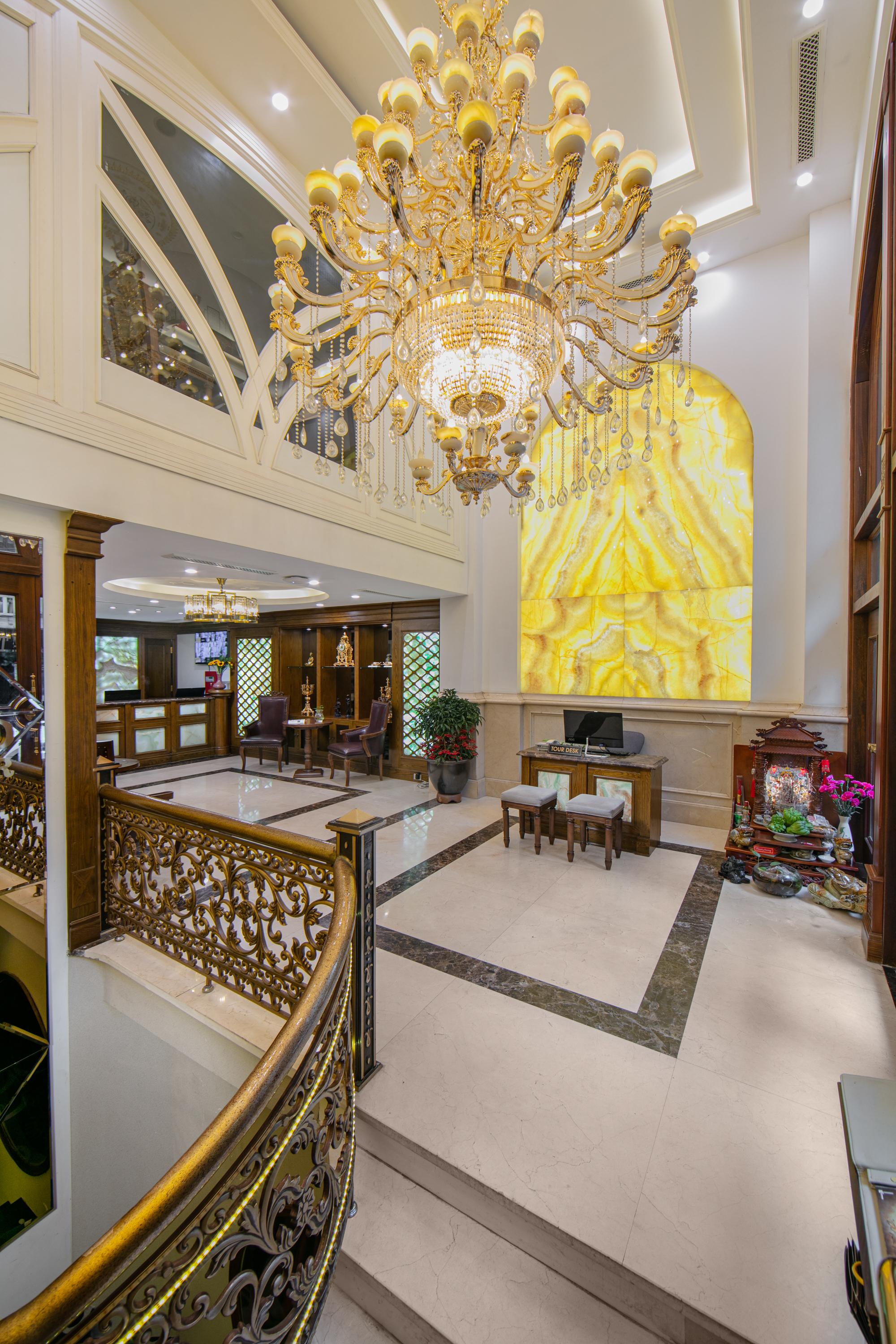 Hotel Dalvostro Valentino & Hanoi