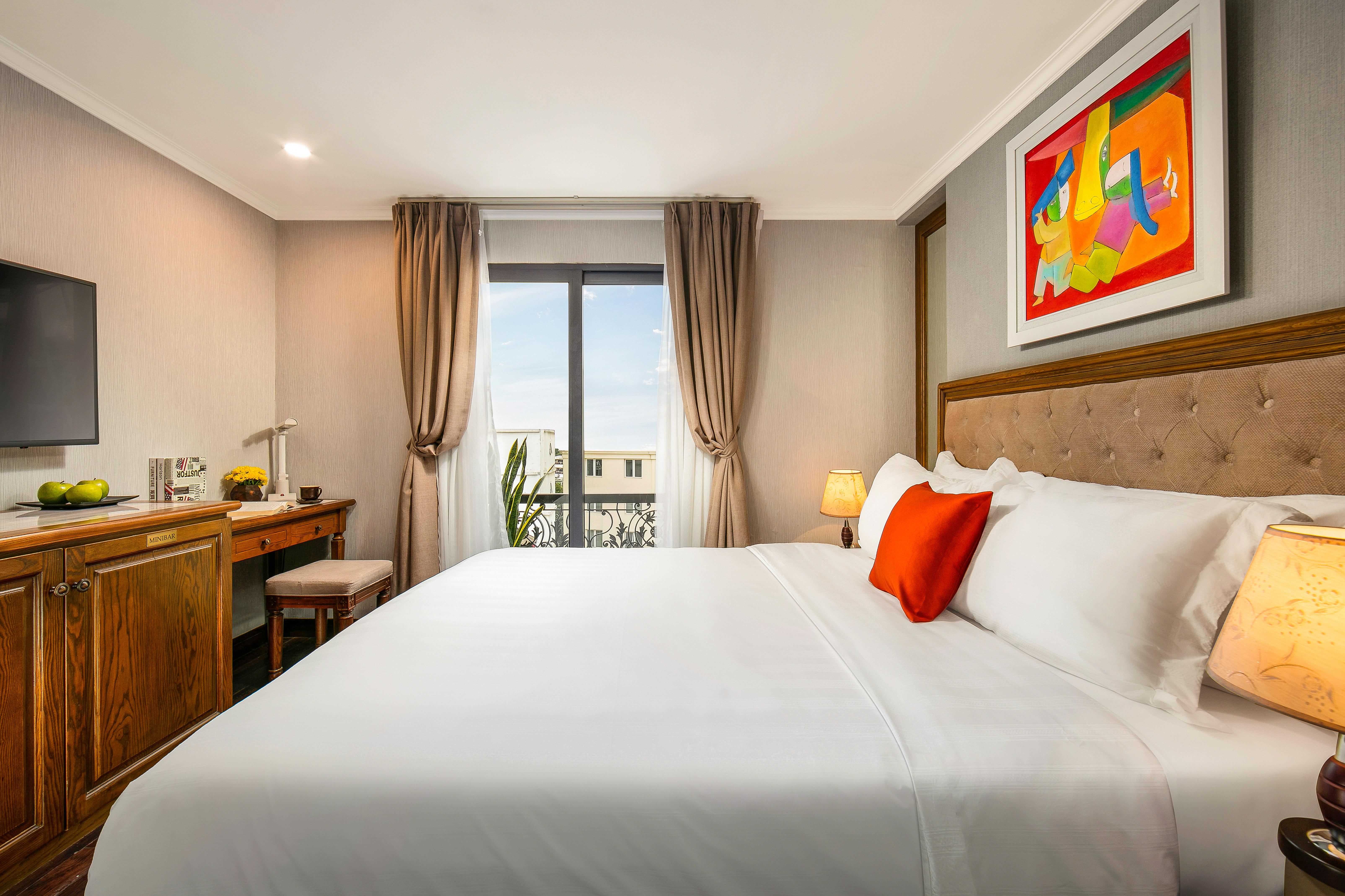 Dalvostro Valentino & Hotel 4*