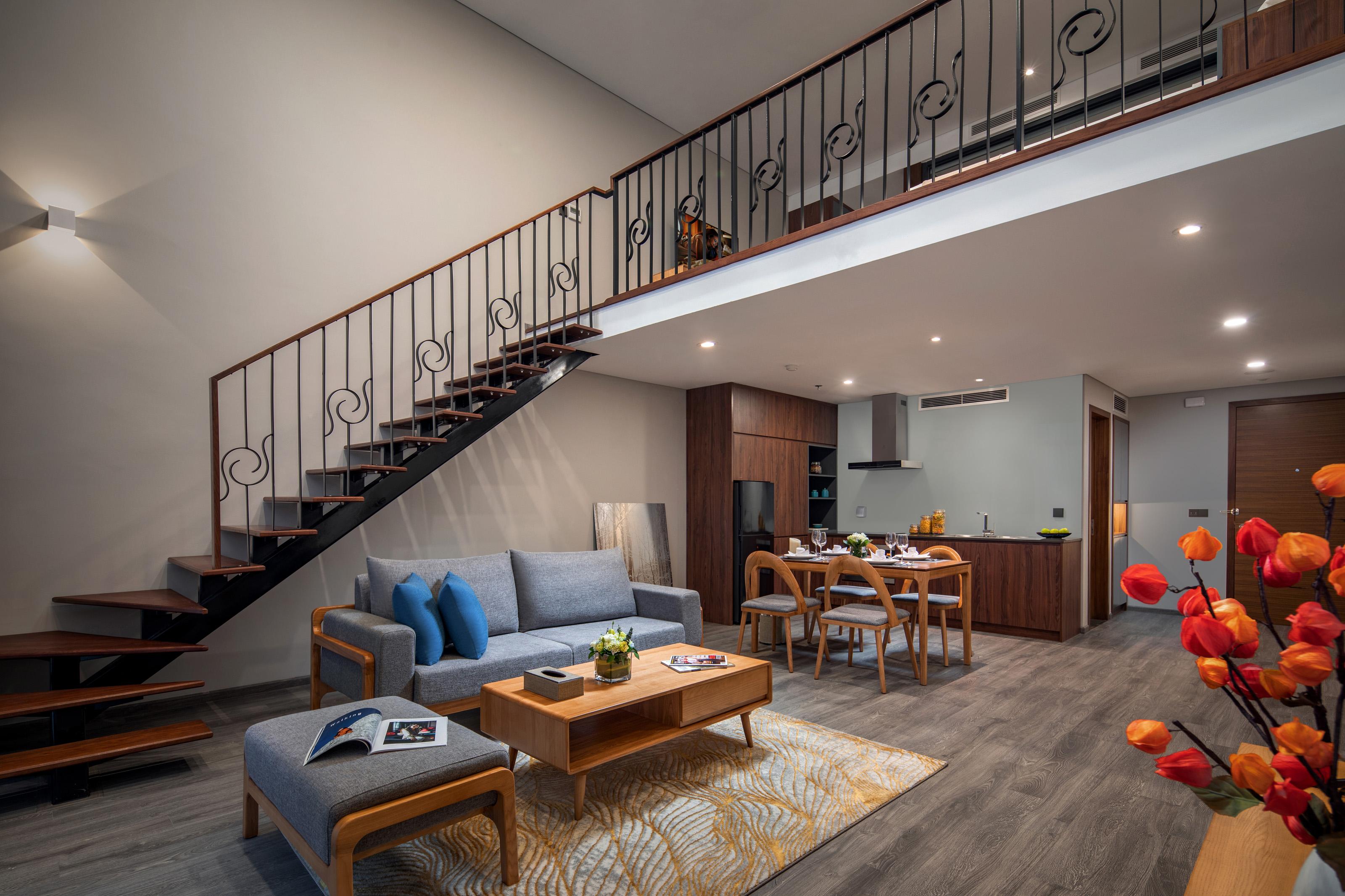 Pentstudio West