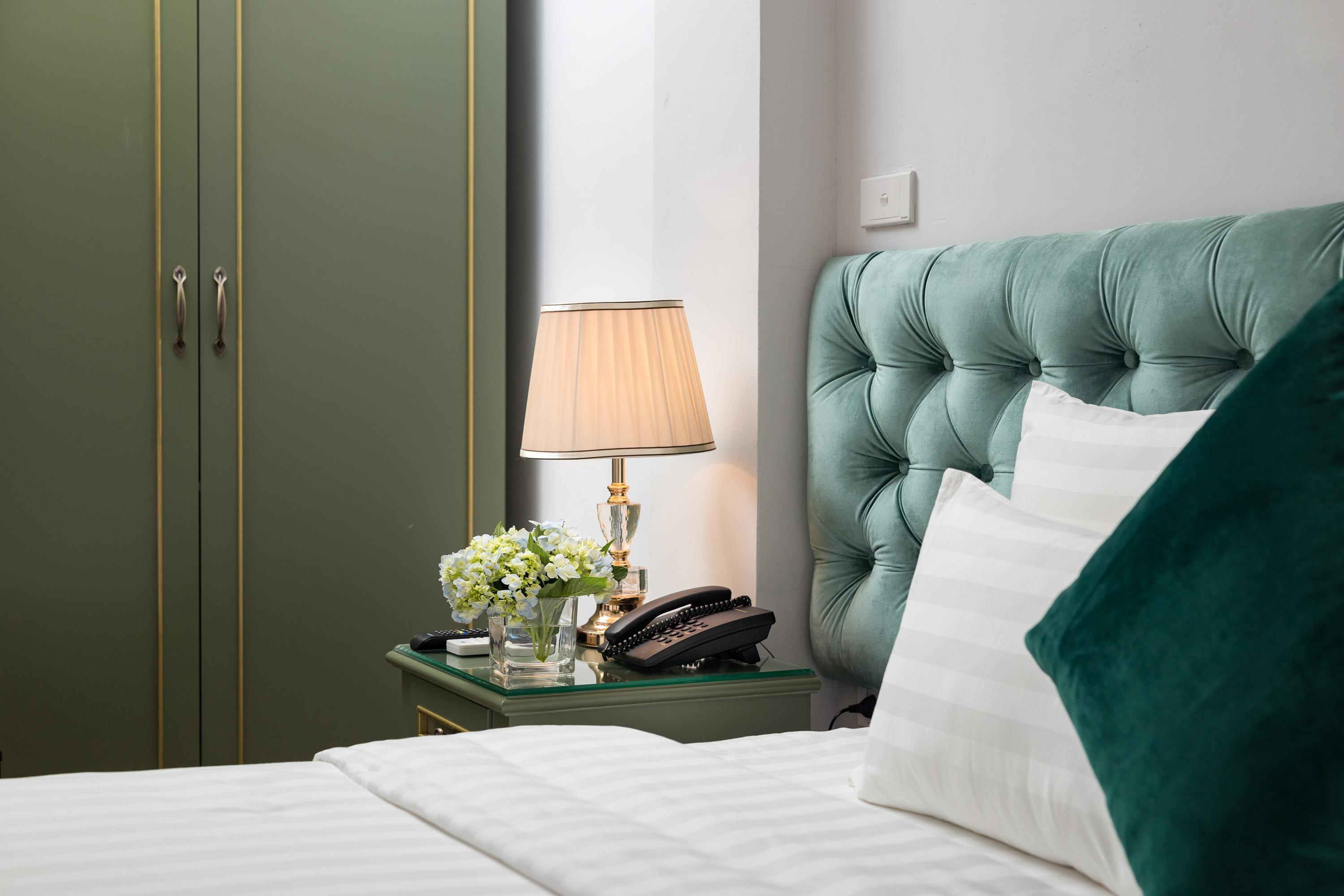 Gatsby & Travel Hotel