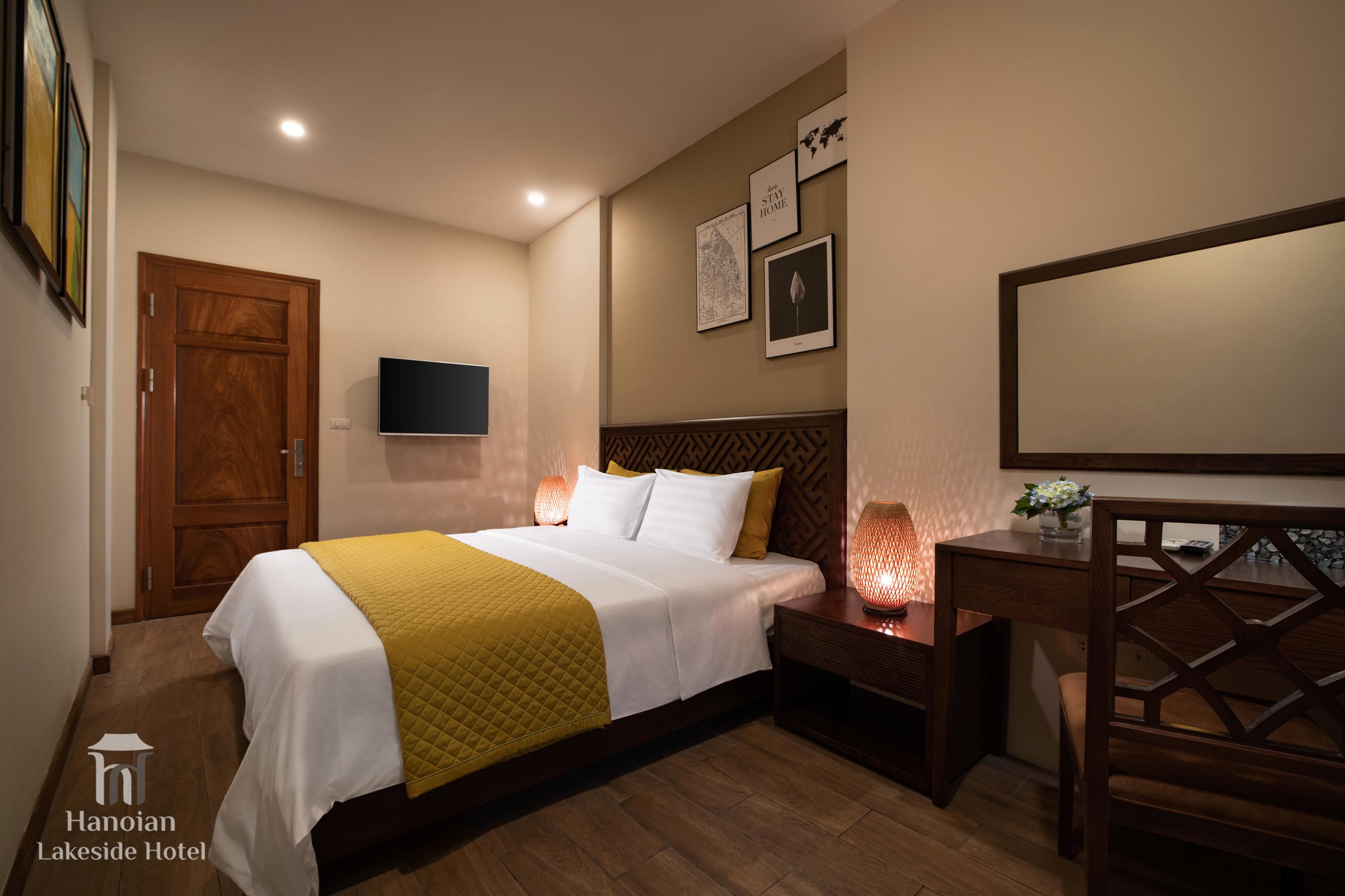 Lakeside Premium & Travel Hotel Hanói