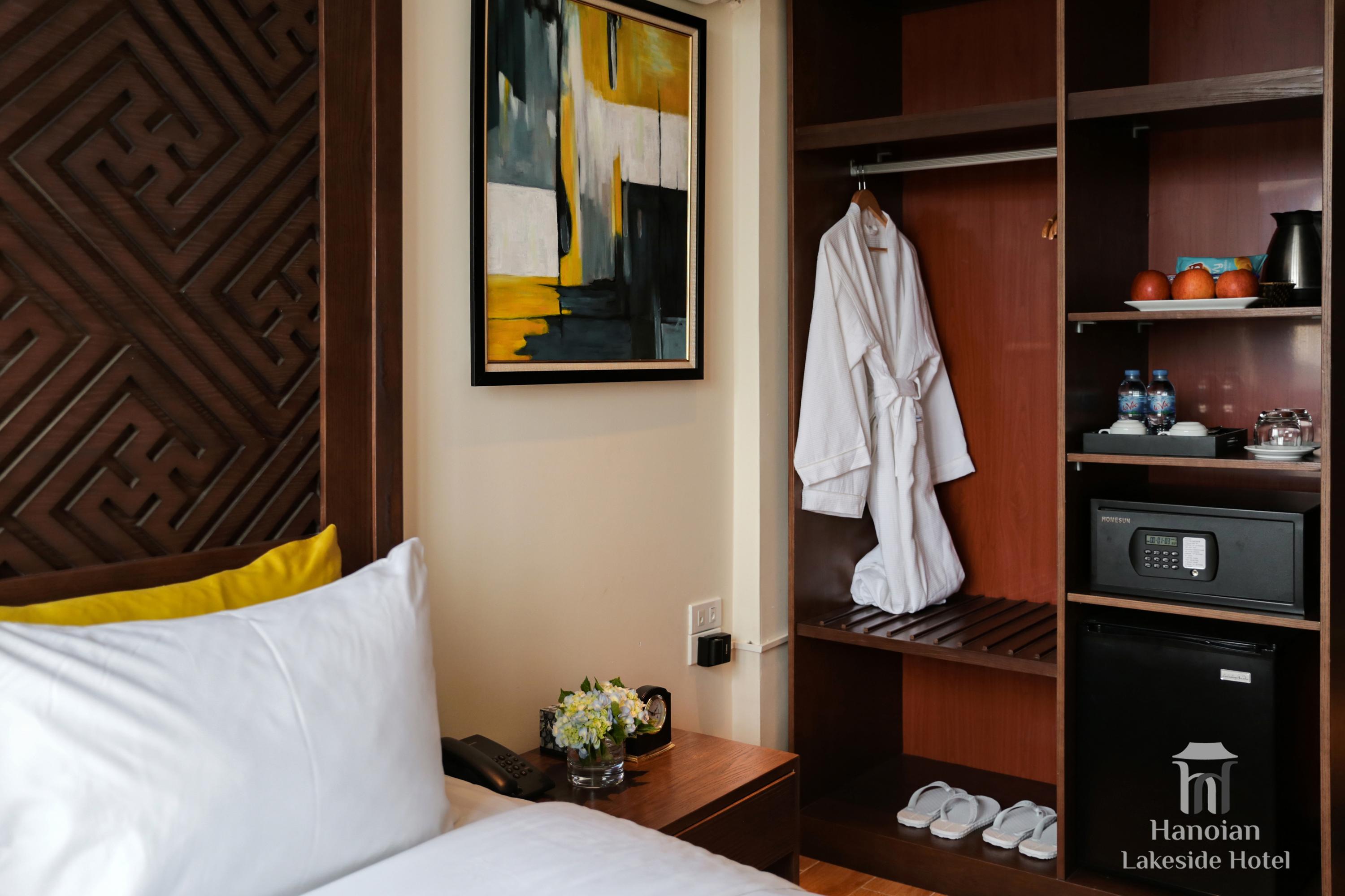 Lakeside Premium & Travel Hotel Hanói