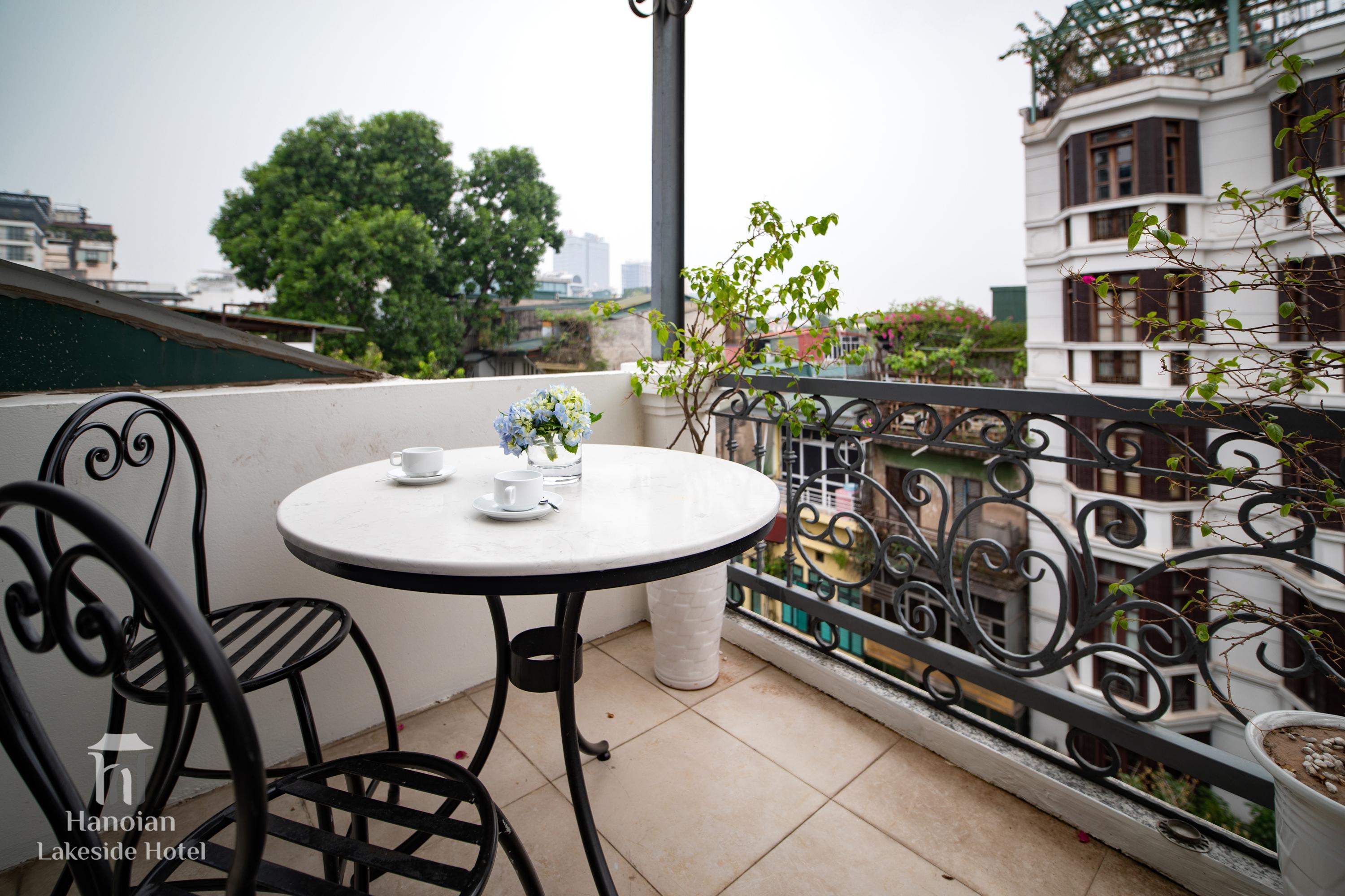 Lakeside Premium & Travel 3*