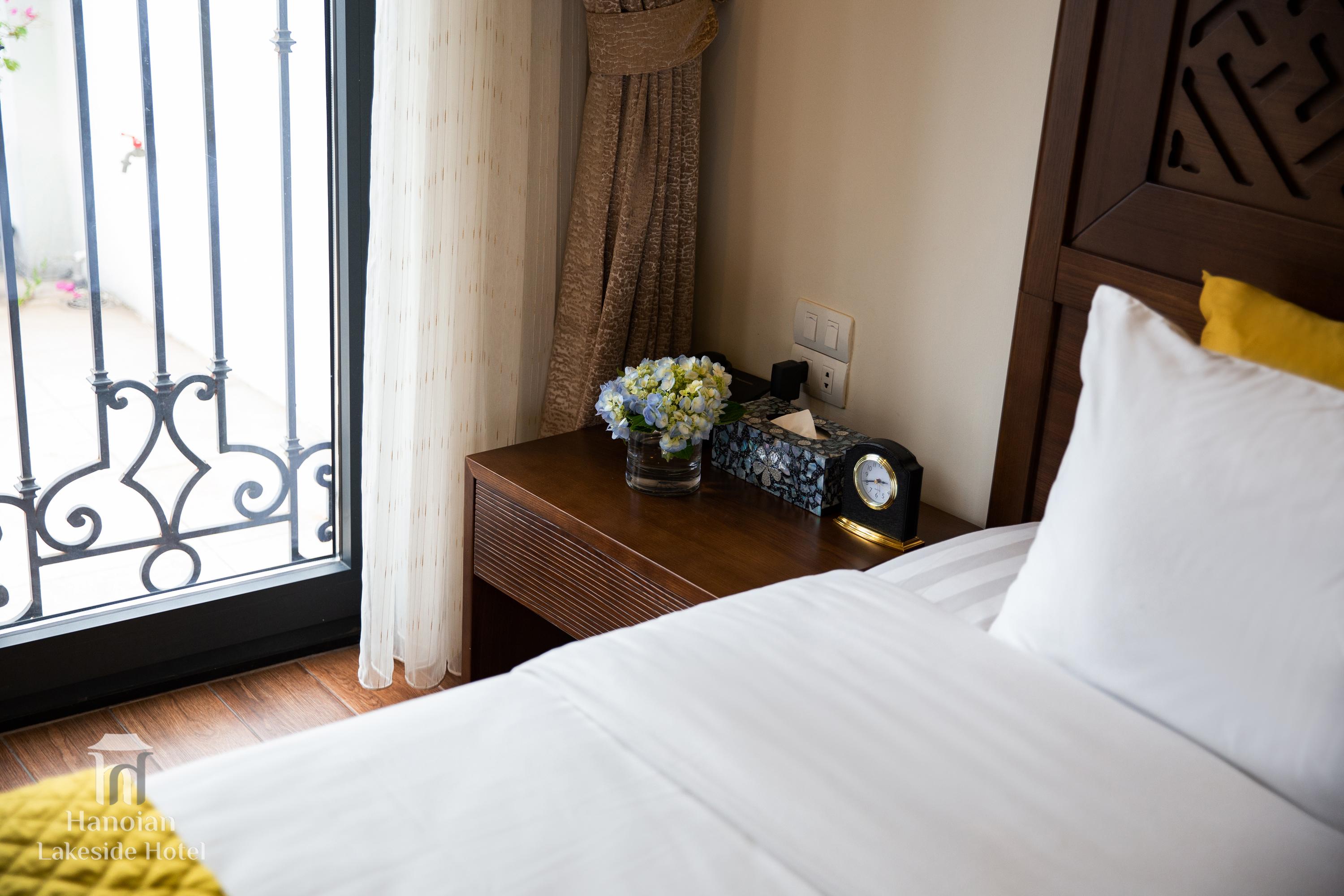 Lakeside Premium & Travel Hanói