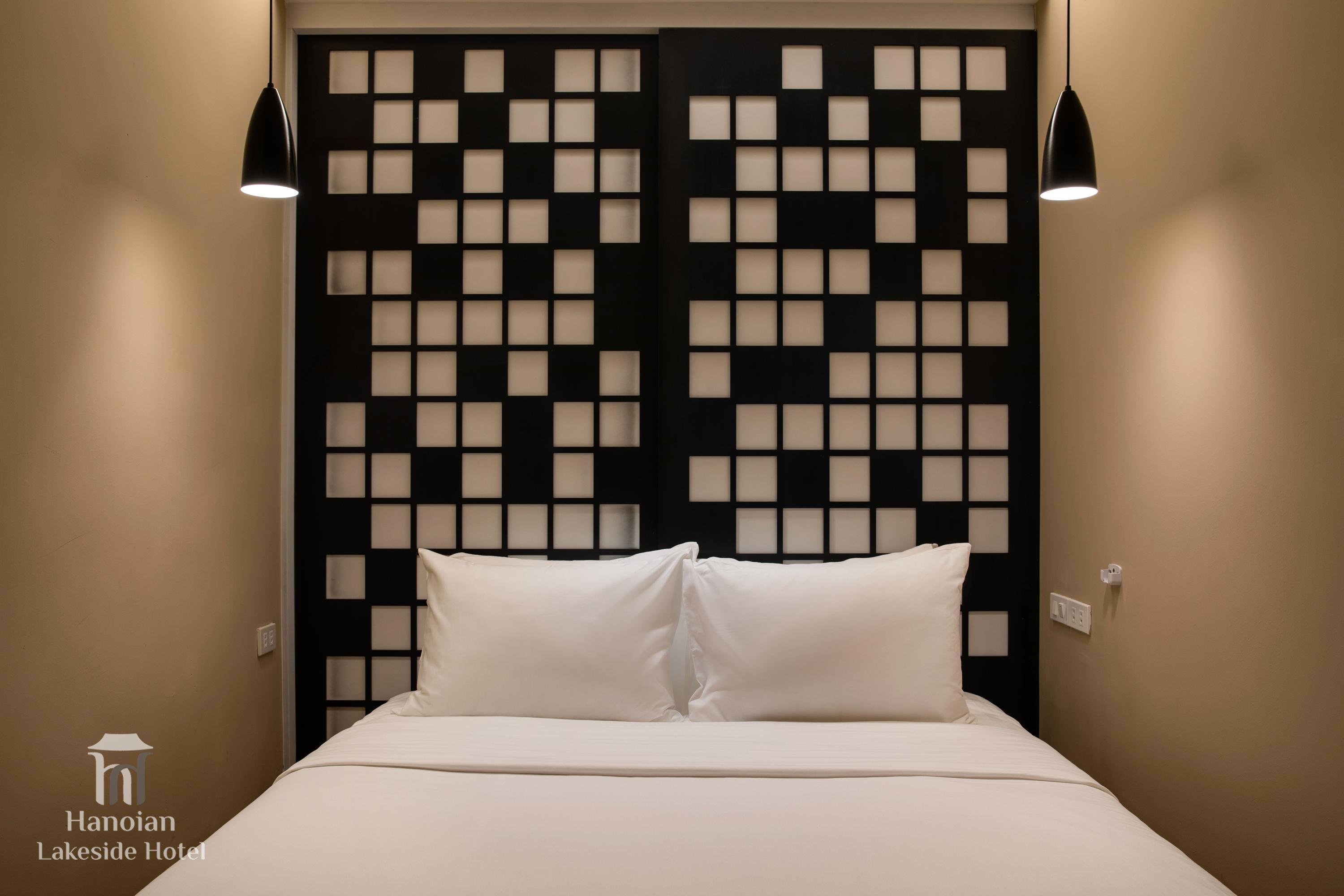 Hotel Lakeside Premium & Travel Hanói