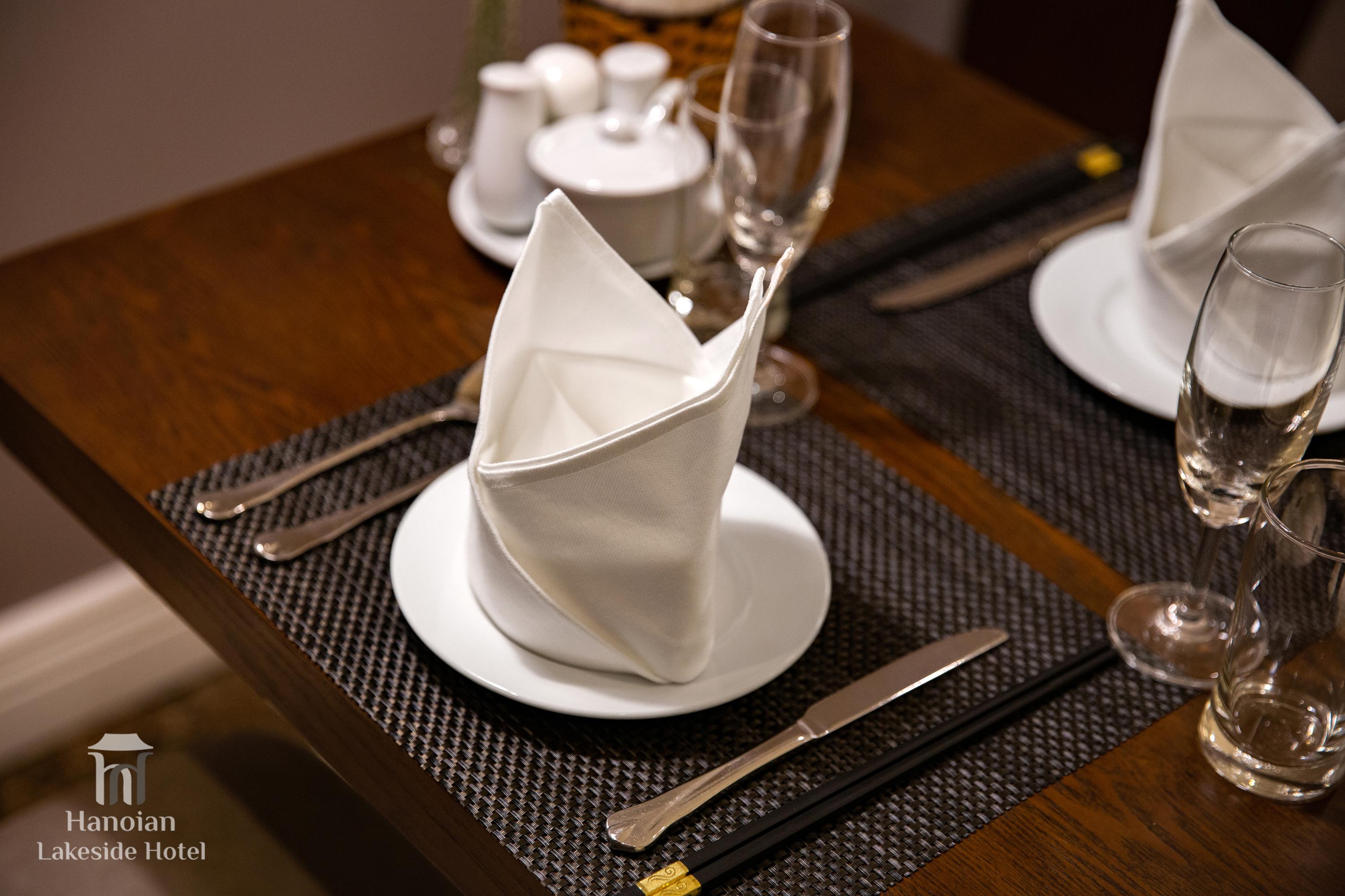 Lakeside Premium & Travel Hotel Hanoi