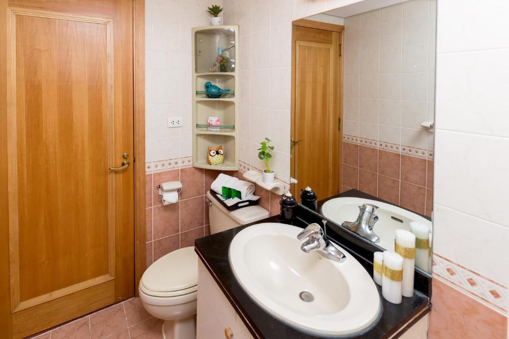Aparthotel Rose Garden Residences Hanói