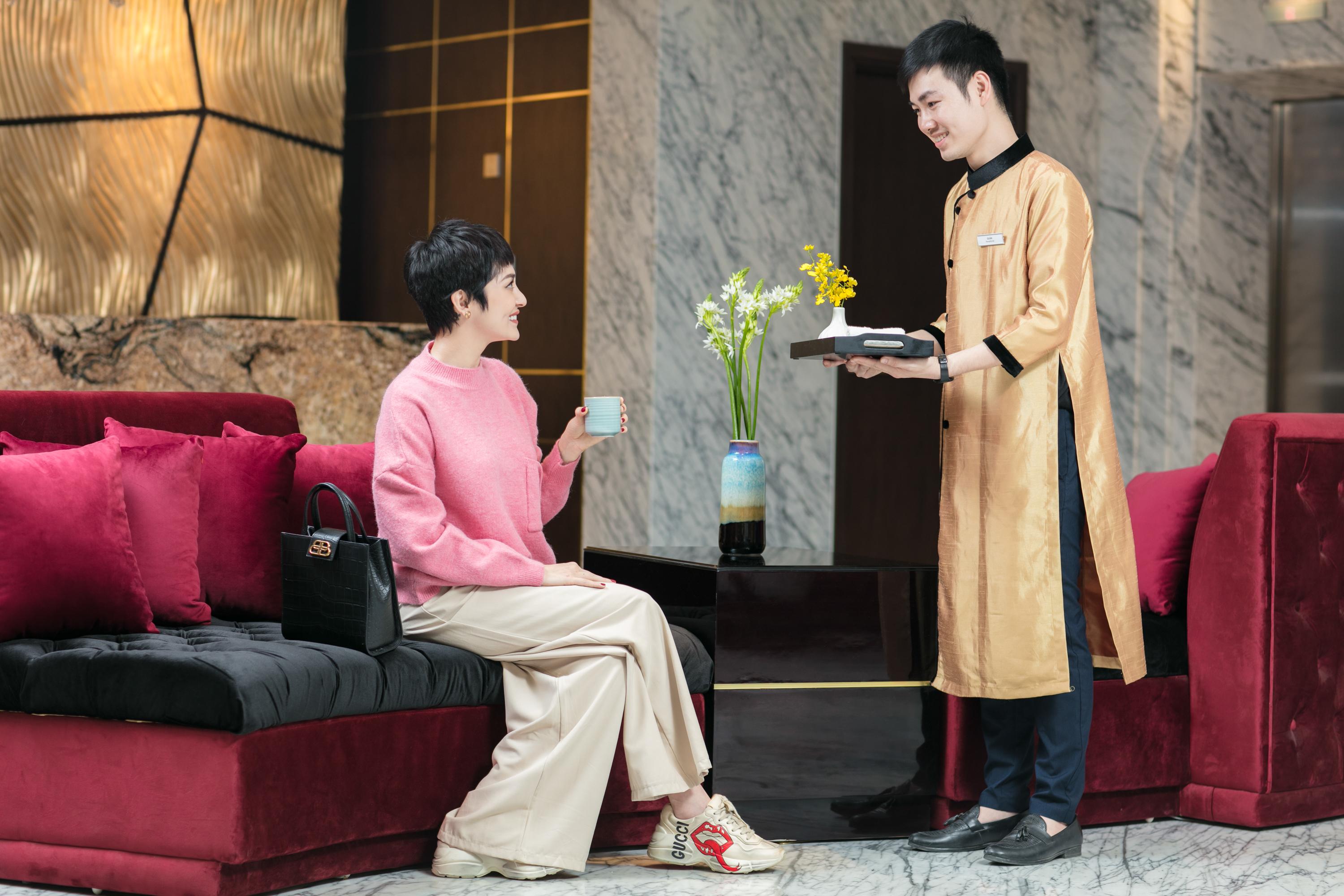 Khách sạn Anatole 5*
