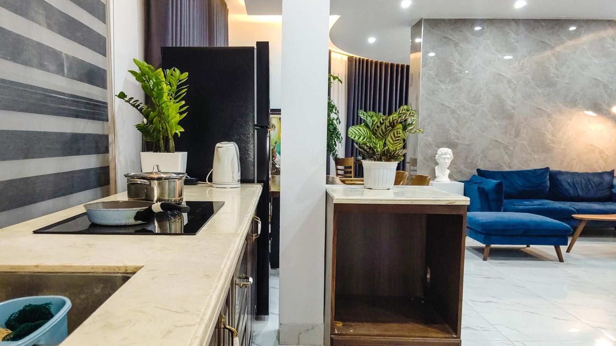 Line Long Bien - Serviced - Ngoc Thuy - Apartment
