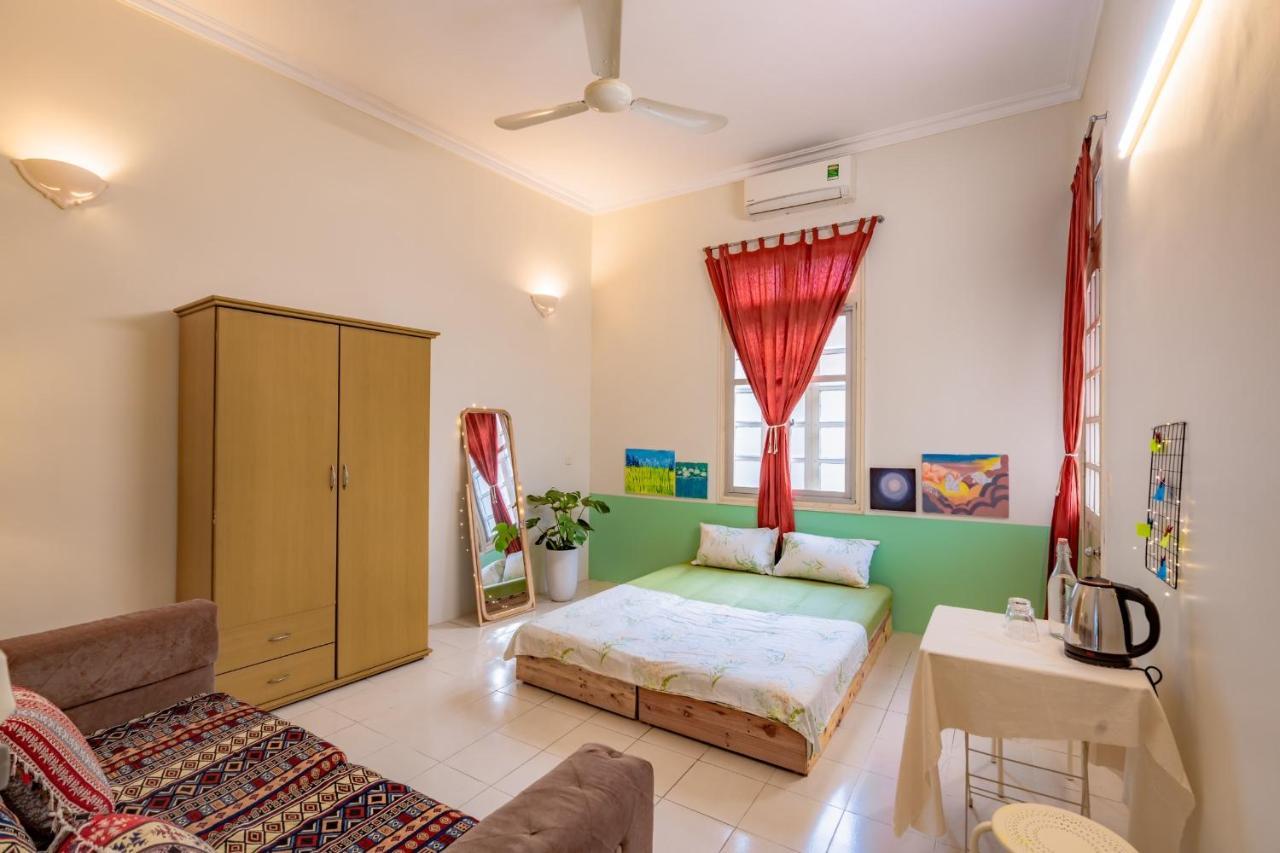 Chu Nhat Cafe & Homestay - So 1 Ngach 38 Ngo 5 Tu Hoa, Tay Ho - Co So 2 *