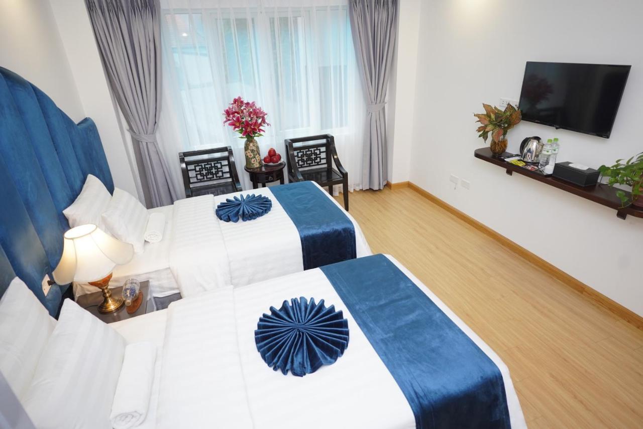 Capital Premium Hotel 3*