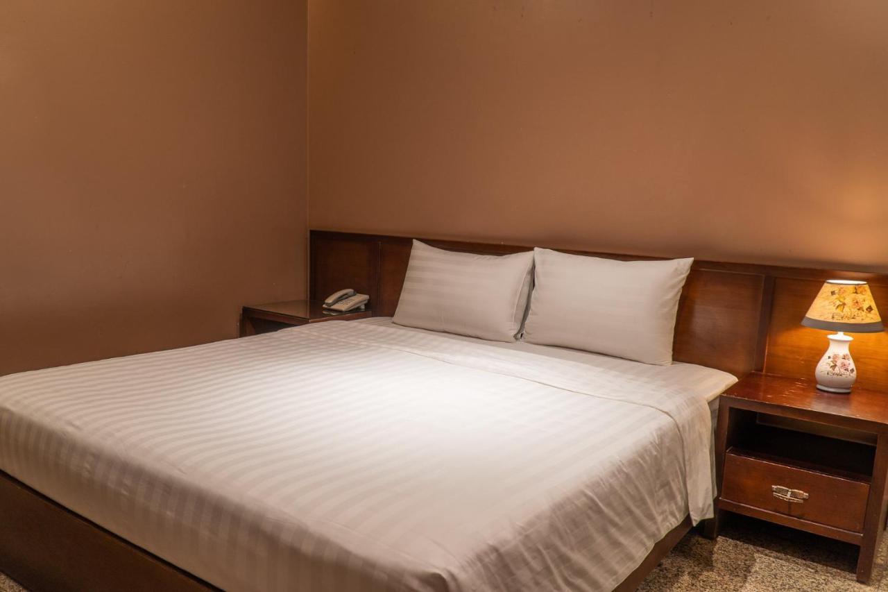 Ha Noi Le Grand Hotel 3* Hanoi