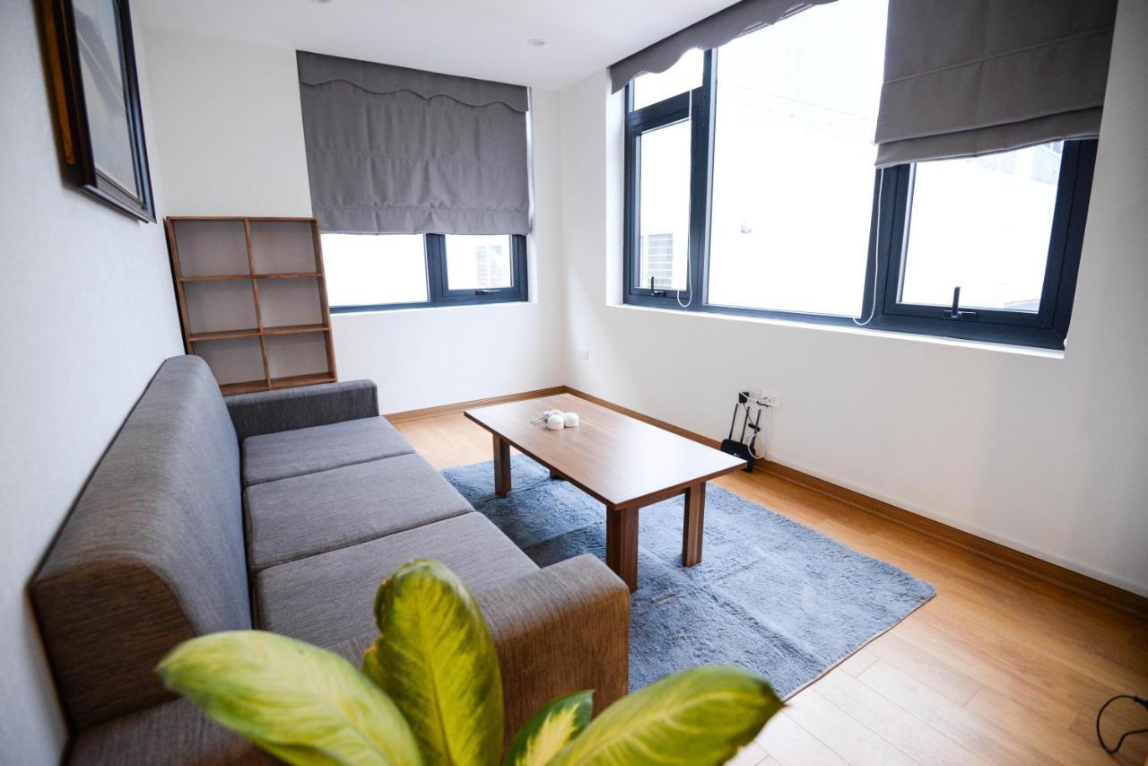 Sunny Apartment *