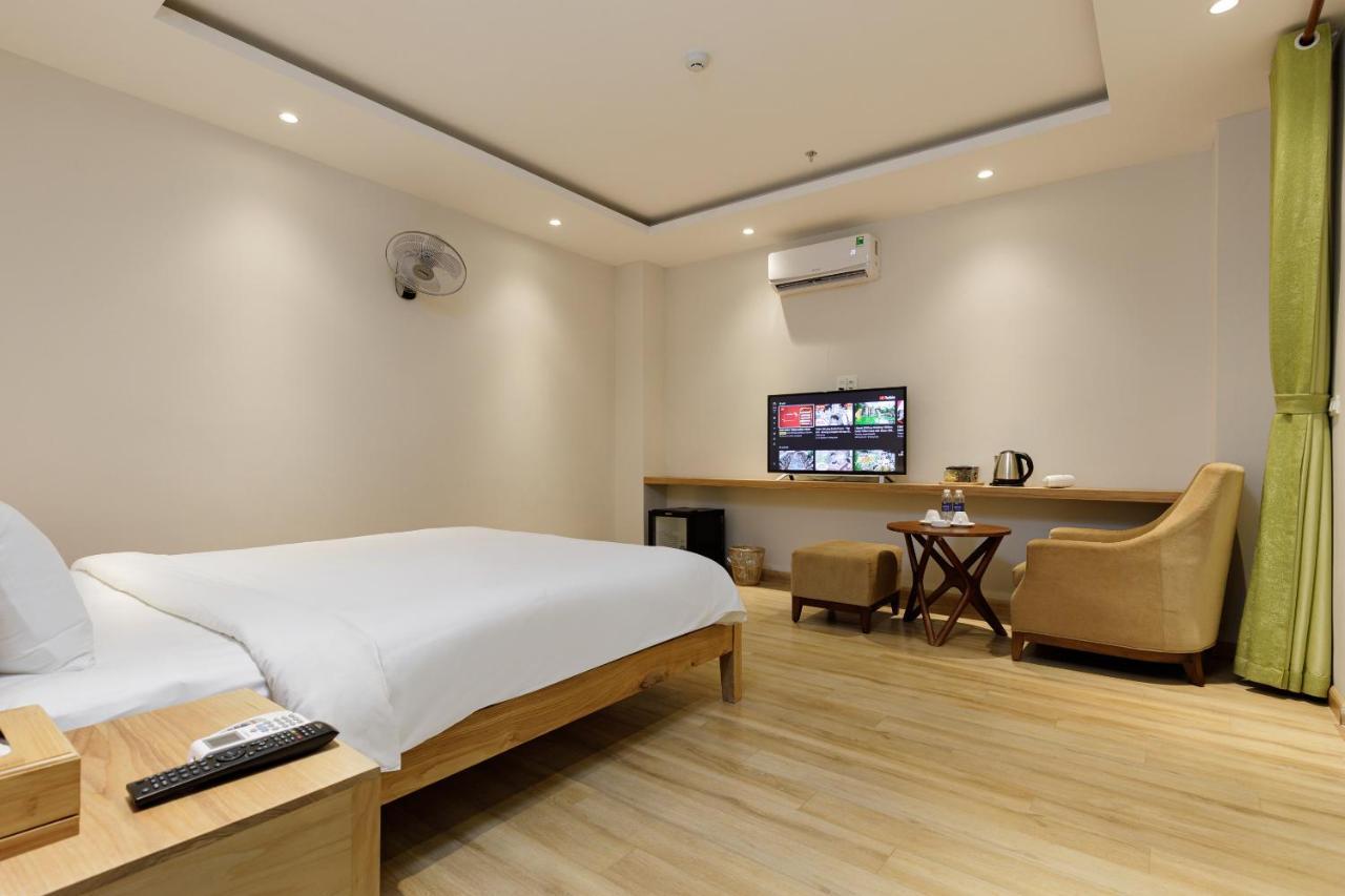 Hotel Super Oyo Capital O 1169 Le Grand - The Charm