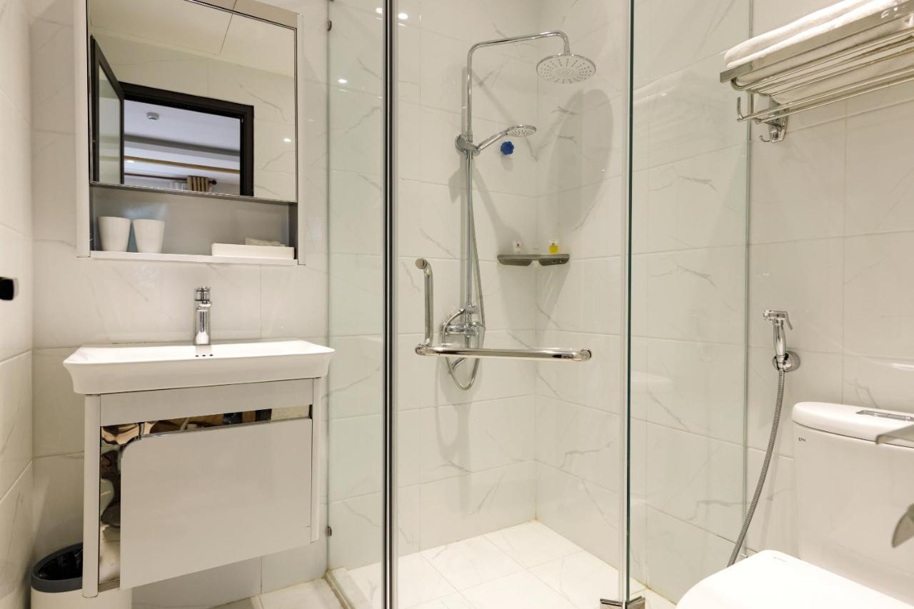 Super Oyo Capital O 1169 Le Grand - The Charm 3* Hanoi