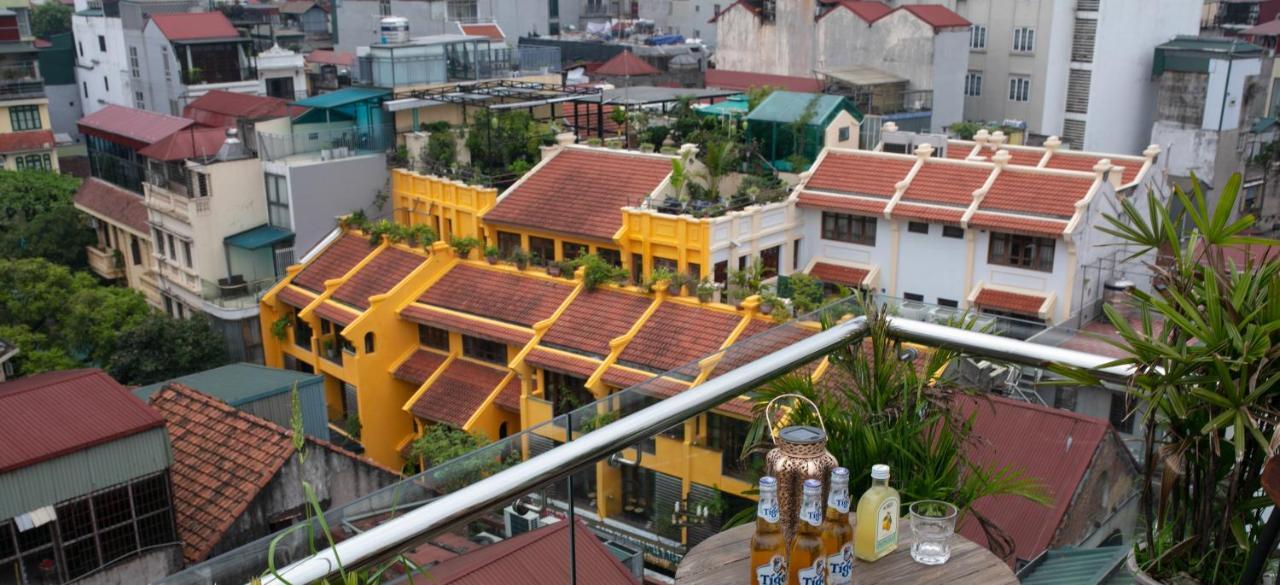 Albergue Downtown & Rooftop Bar