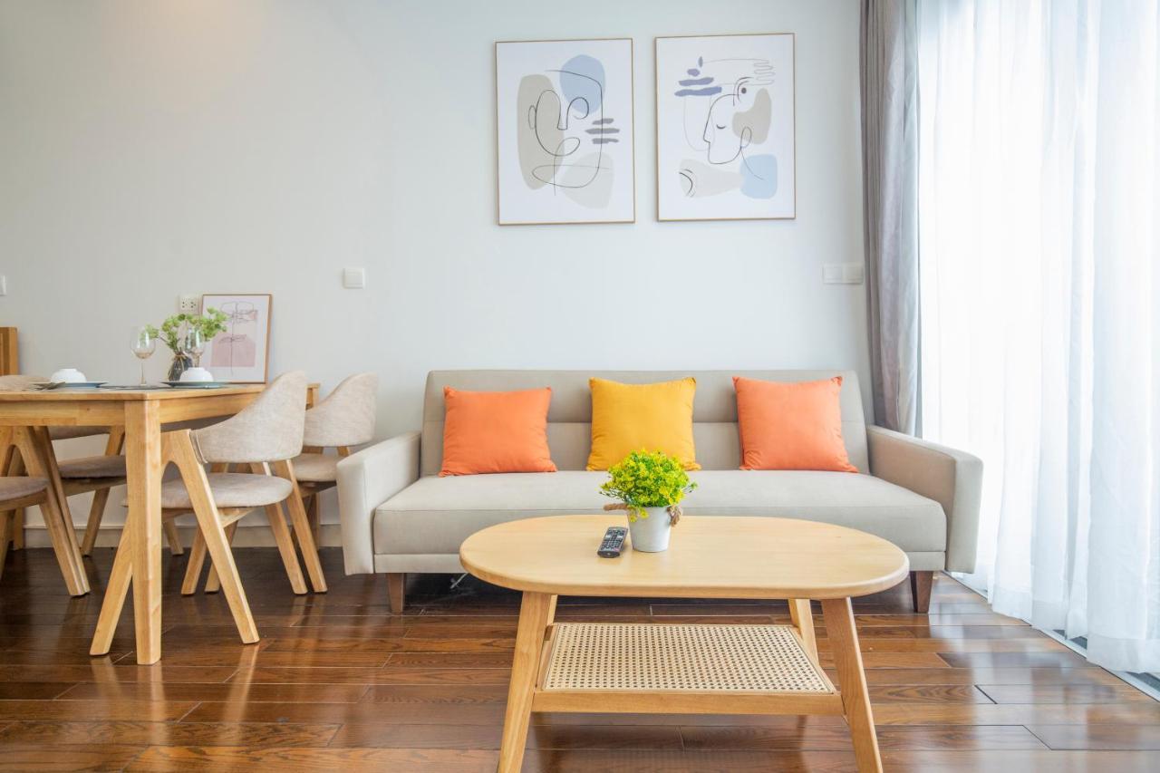Shendo - Lancaster Apartment