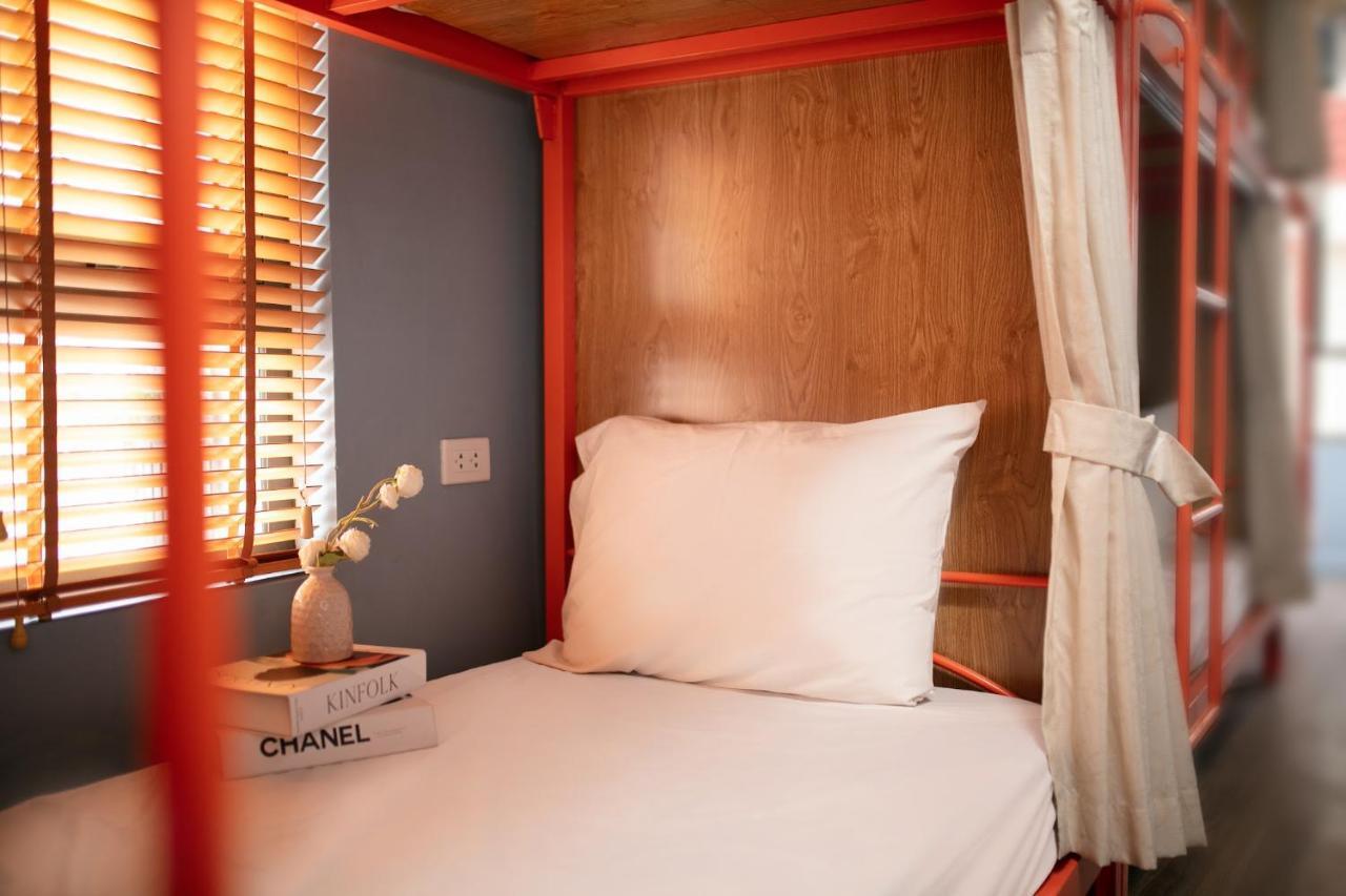 Backpackers & Rooftop Bar Hotel 3*