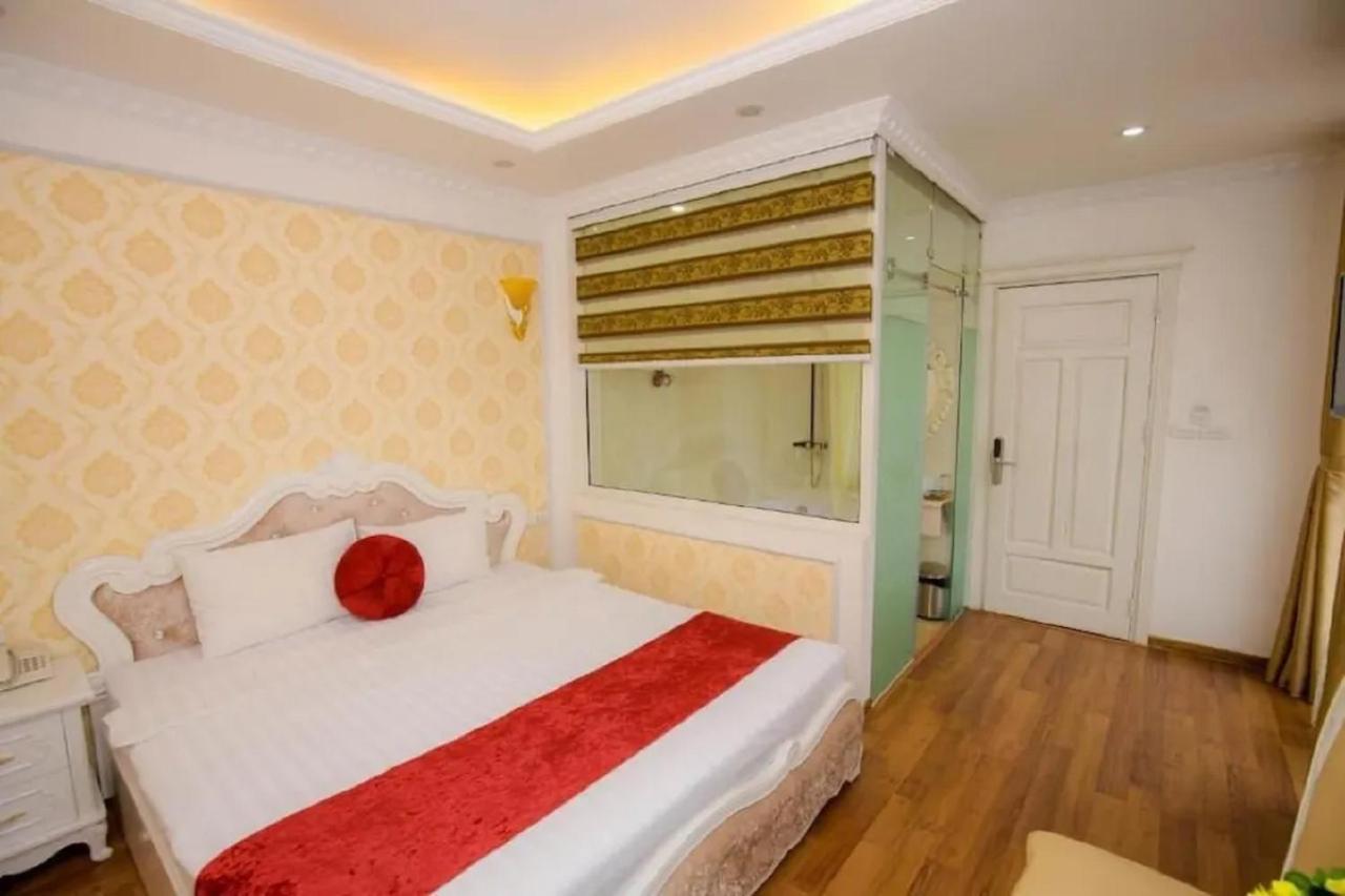 Cristina Boutique Hotel 3*