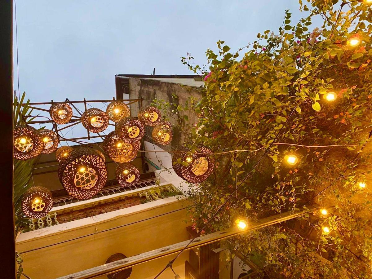 Hostel Chu Nhat Cafe & - 12 Ngo 41 Duong Lang - Co So 1 *