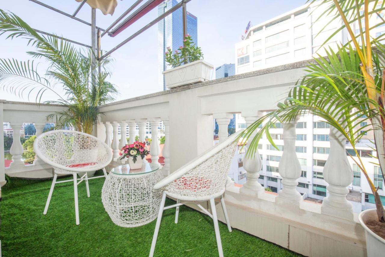 Sumitomo Tower-1 Bed &