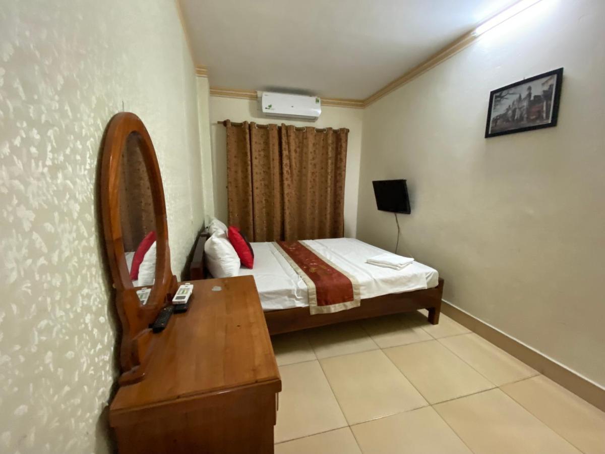 Sophie Hotel *