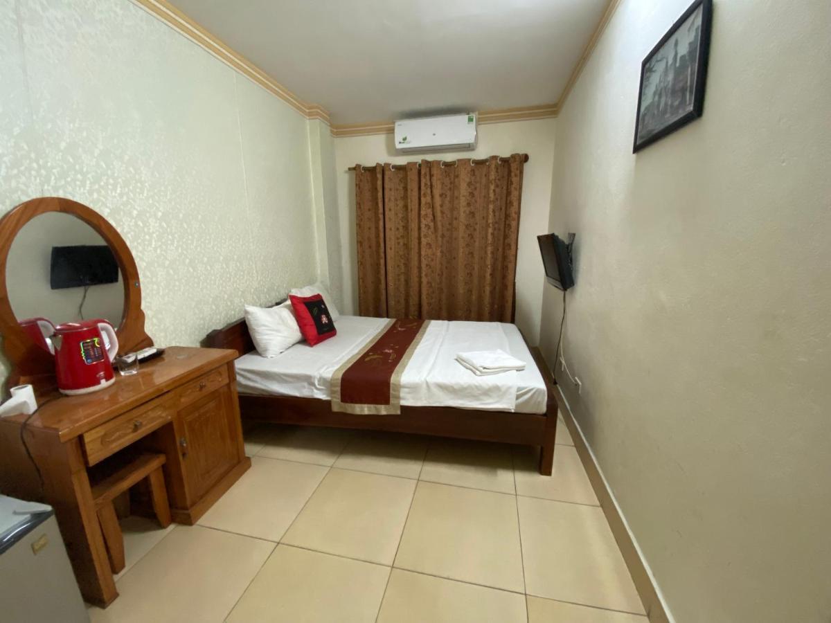 Khách sạn Sophie *