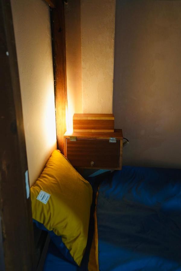 Chu Nhat Cafe & - 12 Ngo 41 Duong Lang - Co So 1 Hostel Hanoi
