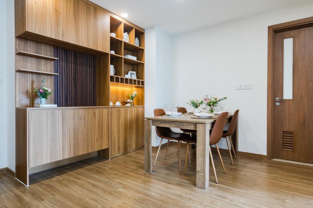 Five Star Westlake 1st-4th Floors & Serviced Hotel