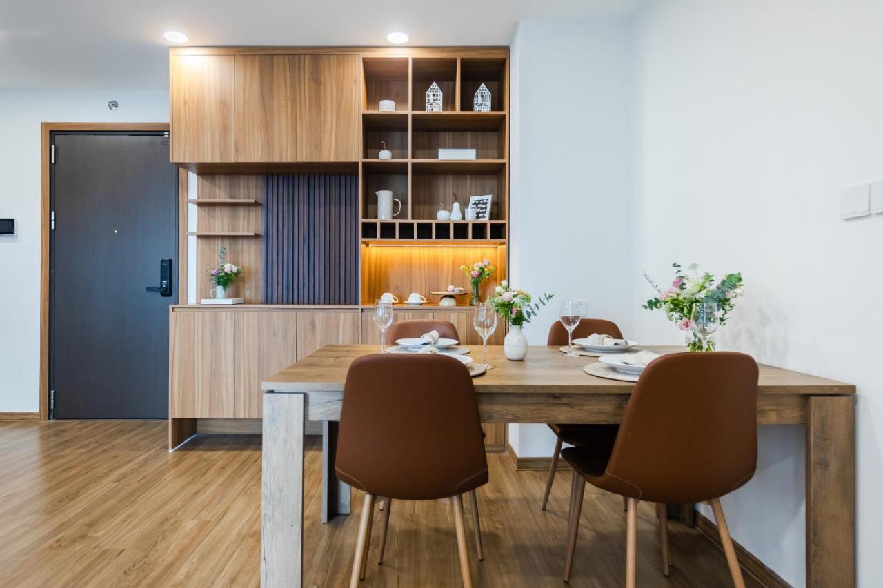 Five Star Westlake 1st-4th Floors & Serviced 5*